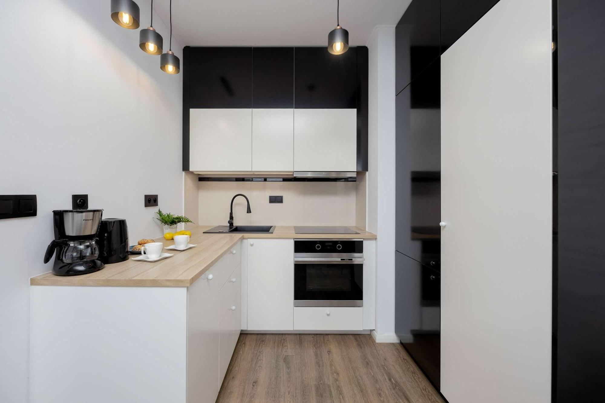 Apartment Stylish With Parking By Renters *