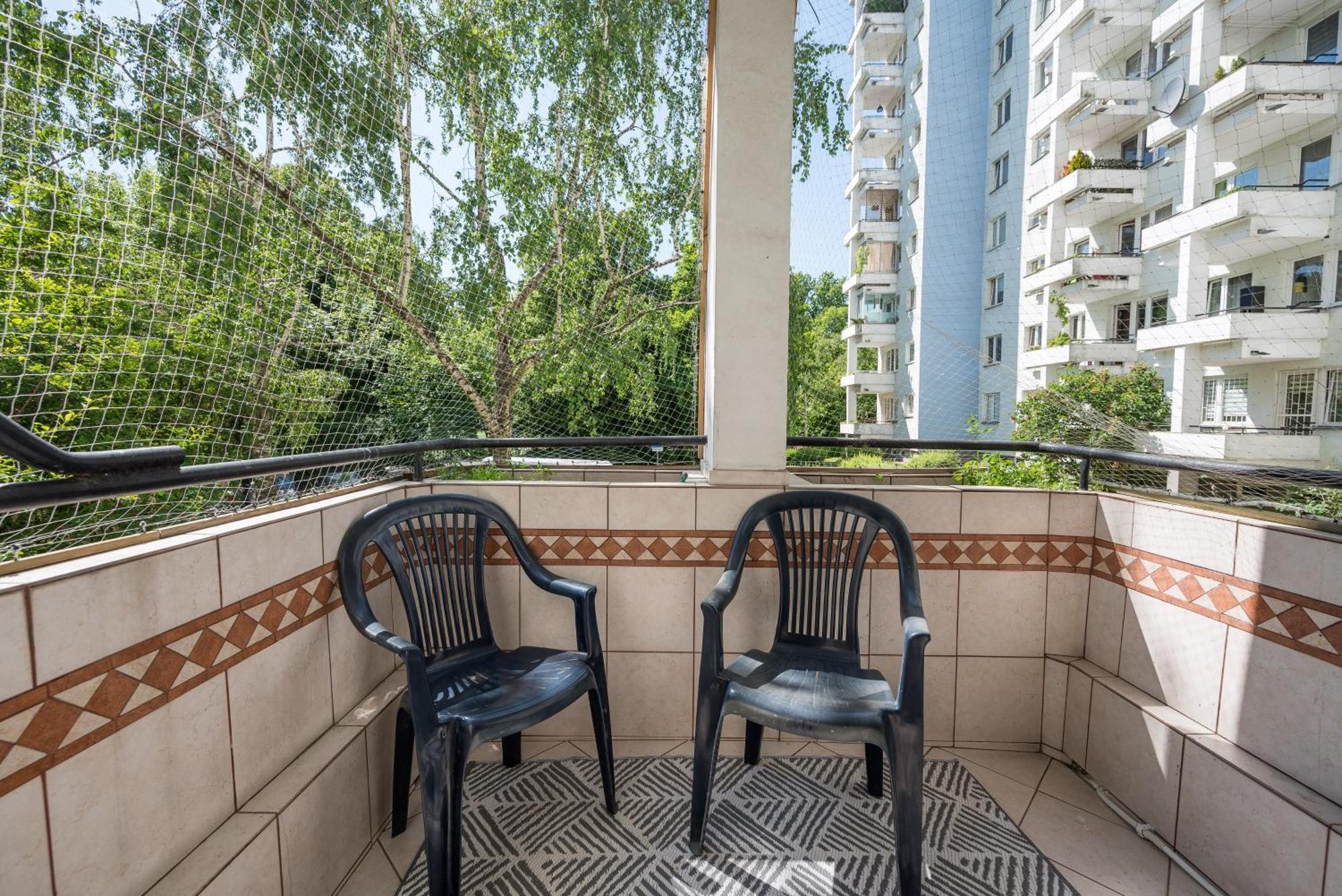 Dolina Sluzewiecka Homely Apartment