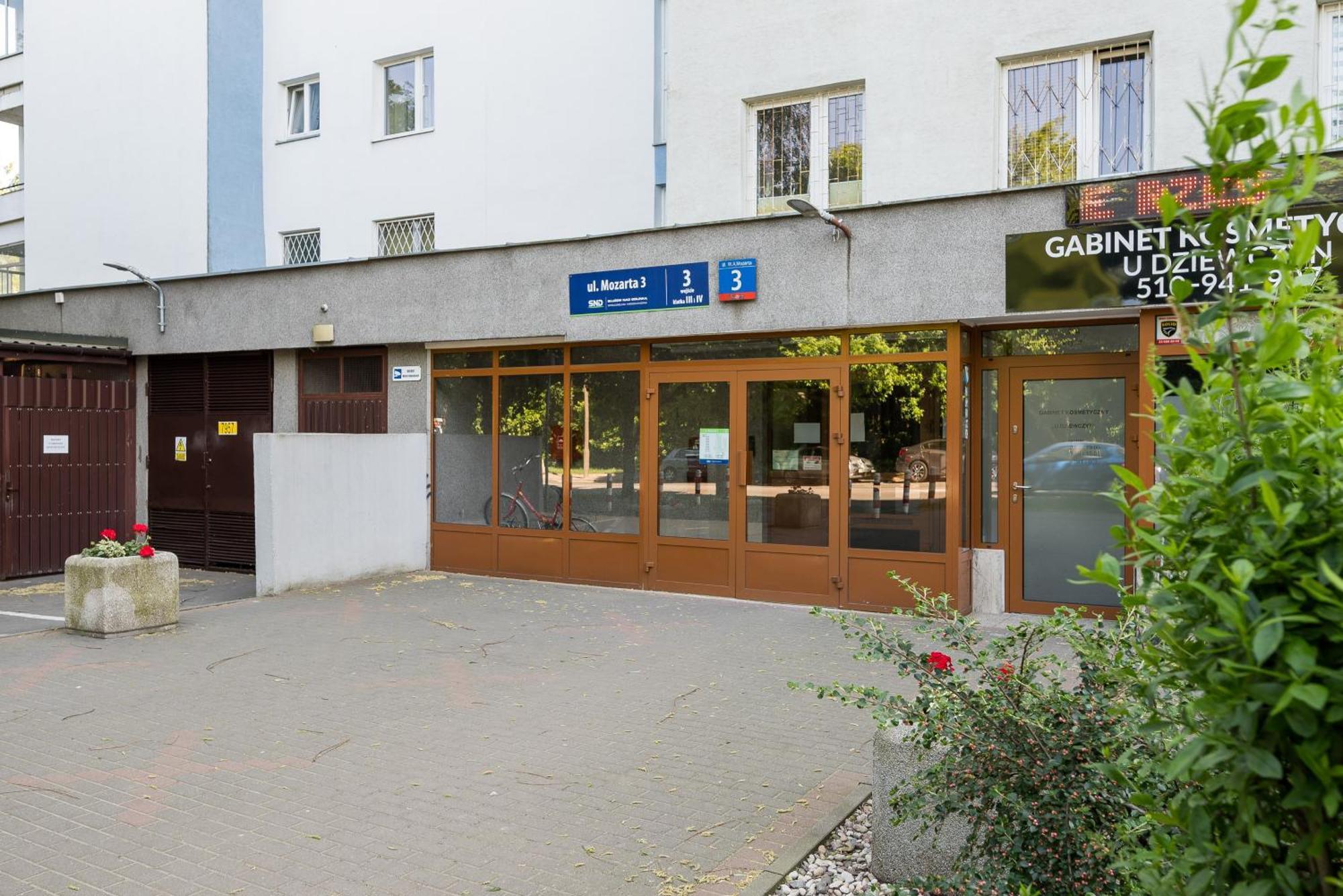 Dolina Sluzewiecka Homely Apartment Warsaw