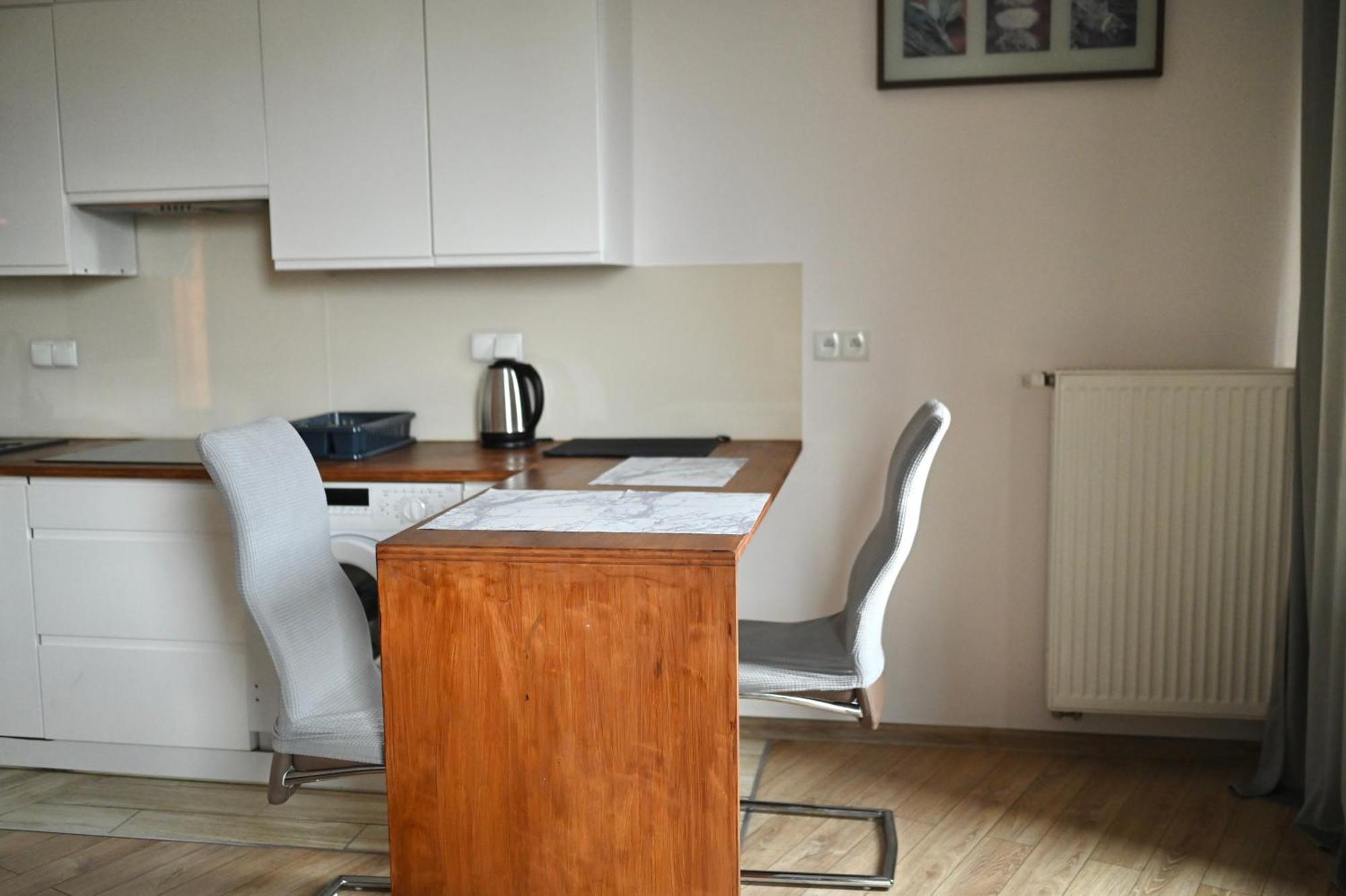 Apartment Przy Metro Kondratowicza,targowek Warsaw