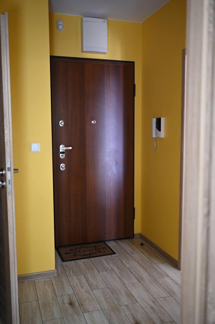 Przy Metro Kondratowicza Apartment