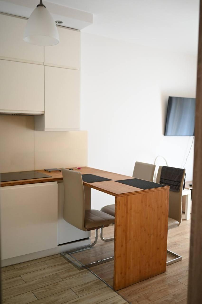Apartment Przy Metro Kondratowicza