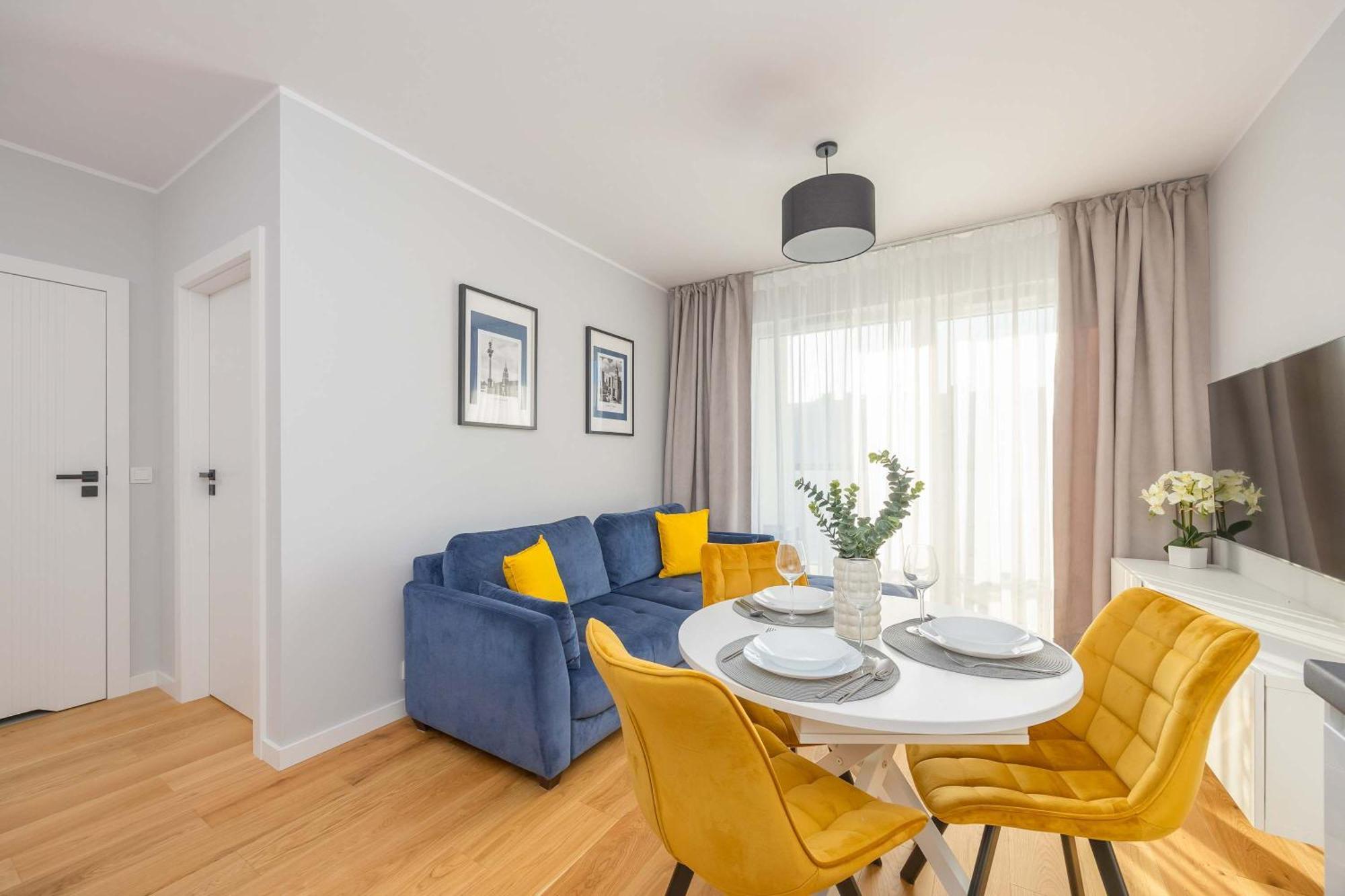 Elegant In With Parking And Desk For Remote Work By Renters * Varsóvia