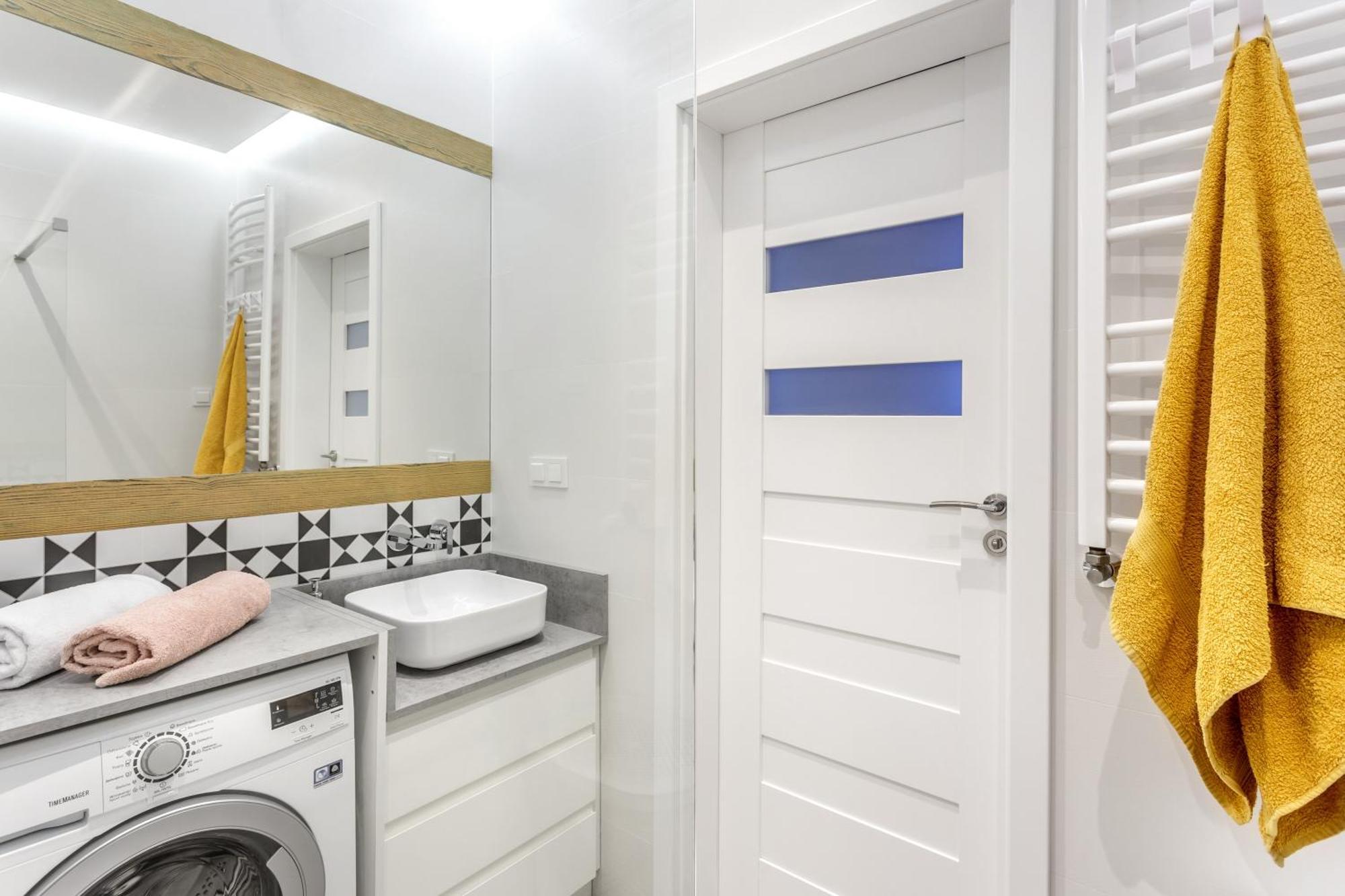 Beluvr Airport Apartment