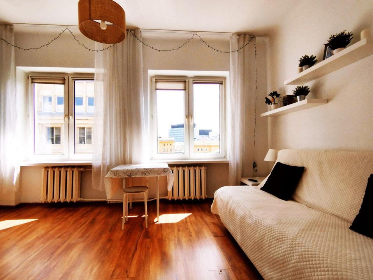 Cozy At Plac Konstytucji Apartment *