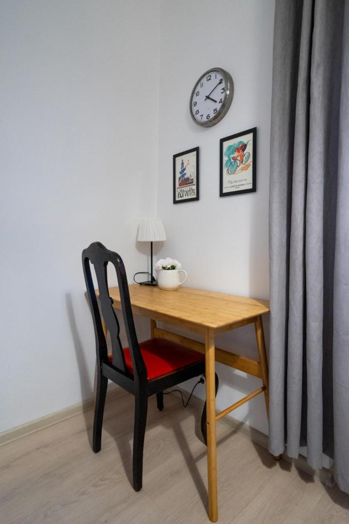 Apartment Centre Apartment- Location, Park&metro - By Rentujemy *