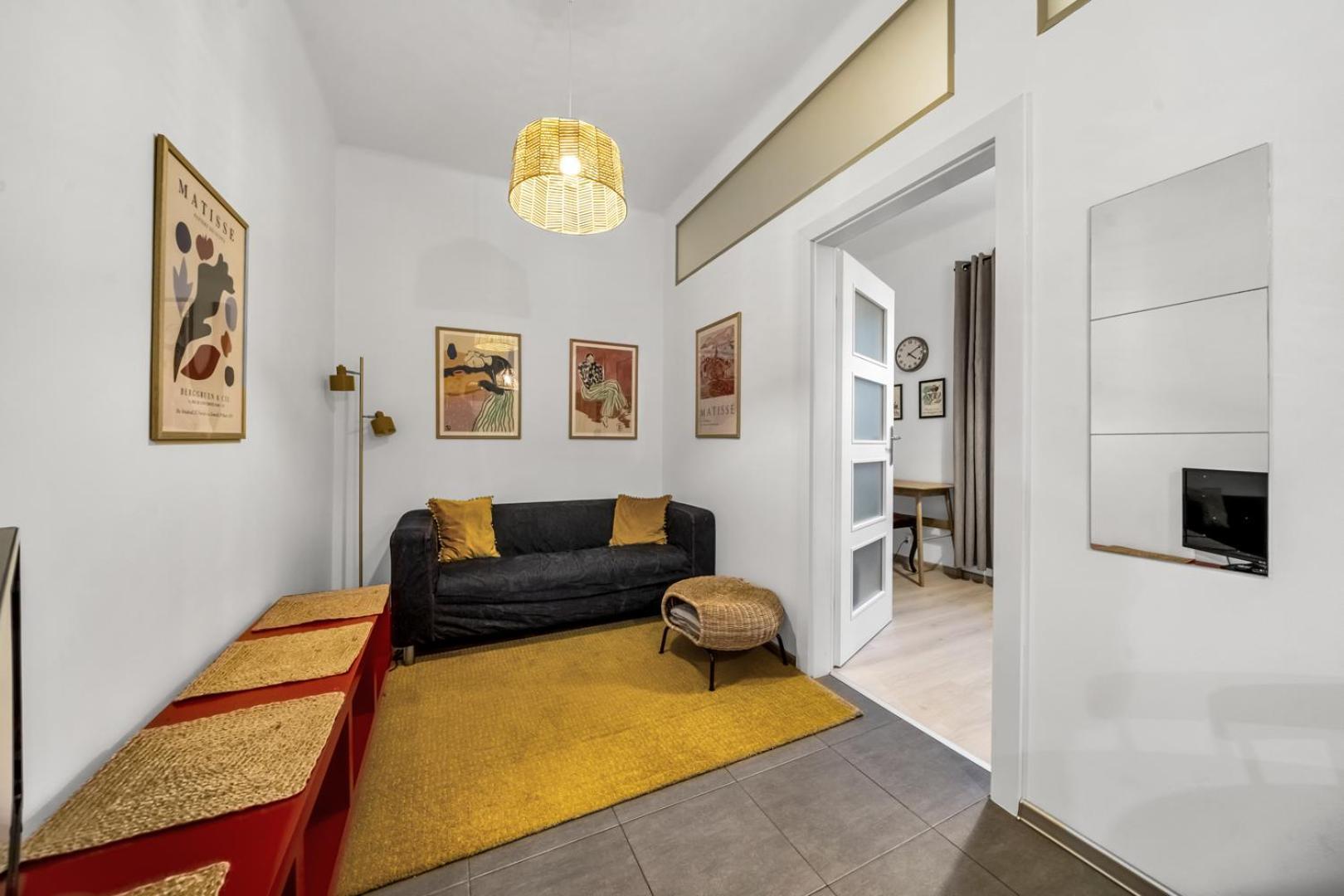 Centre Apartment- Location, Park&metro - By Rentujemy *