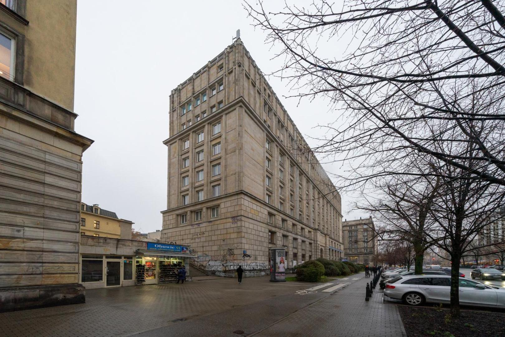 Centre Apartment- Location, Park&metro - By Rentujemy Apartment *