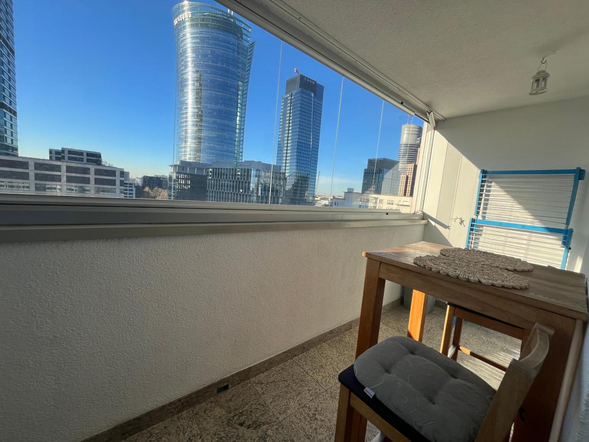 2 Bedrooms Central Warsaw