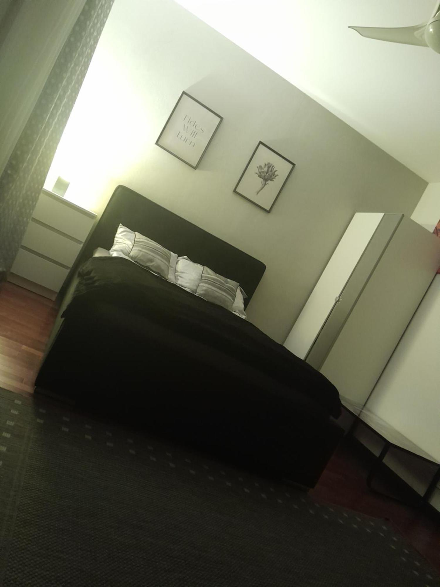 Parking Pawia 51 Hotel apartamentowy