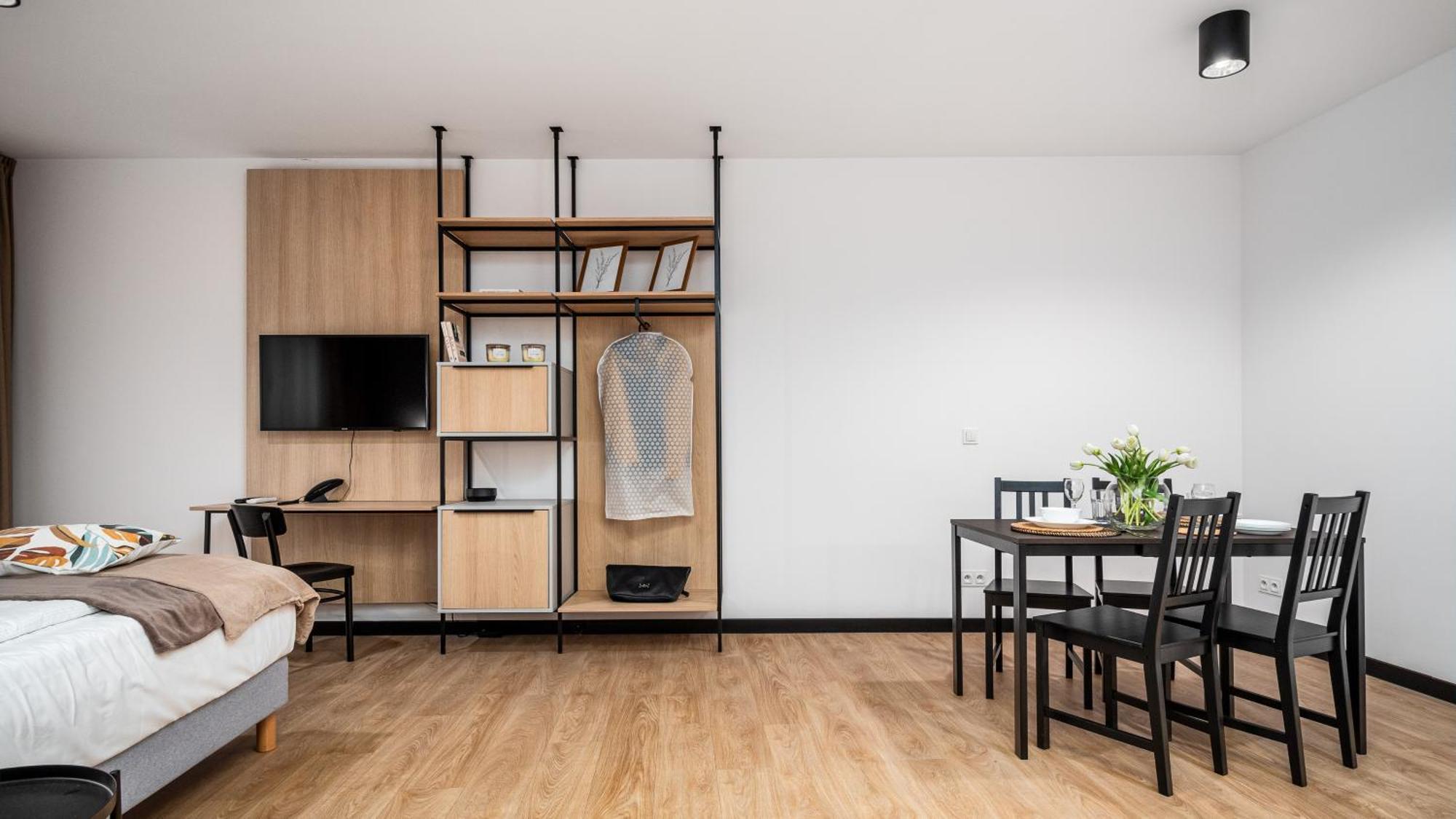 Zamoyskiego Near Pge National Stadium By Sun & Snow Apartment *