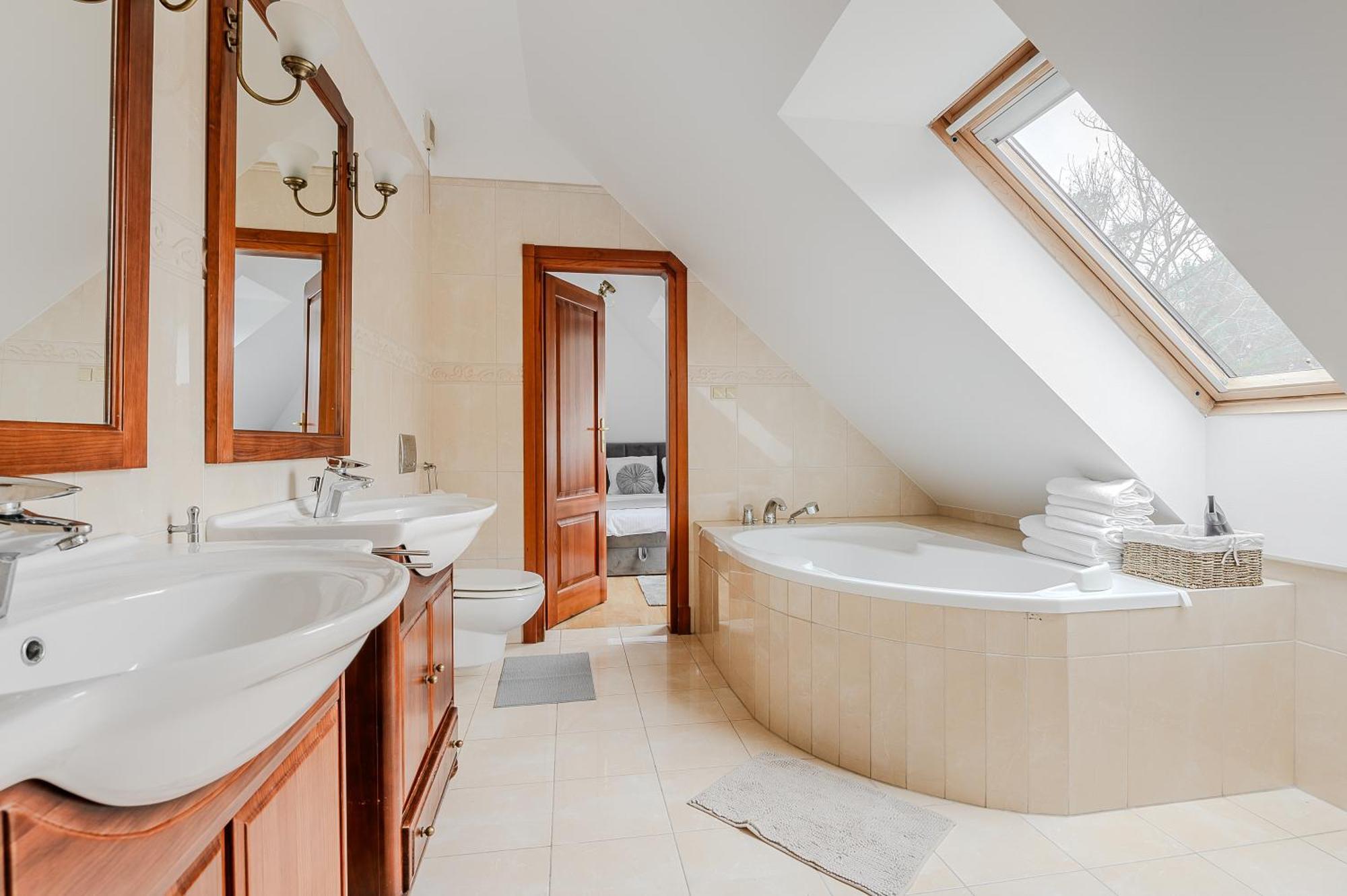 Lumina Amazing House In Villa Warsaw