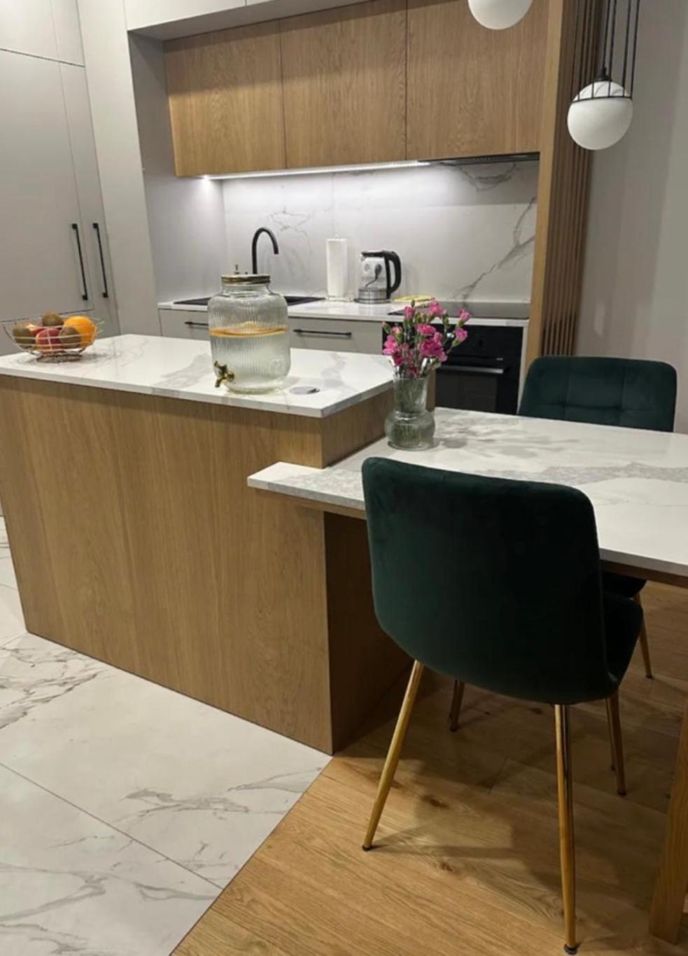 Luxury Modern Apartment,quiet Place Near To The Airport Apartamento *