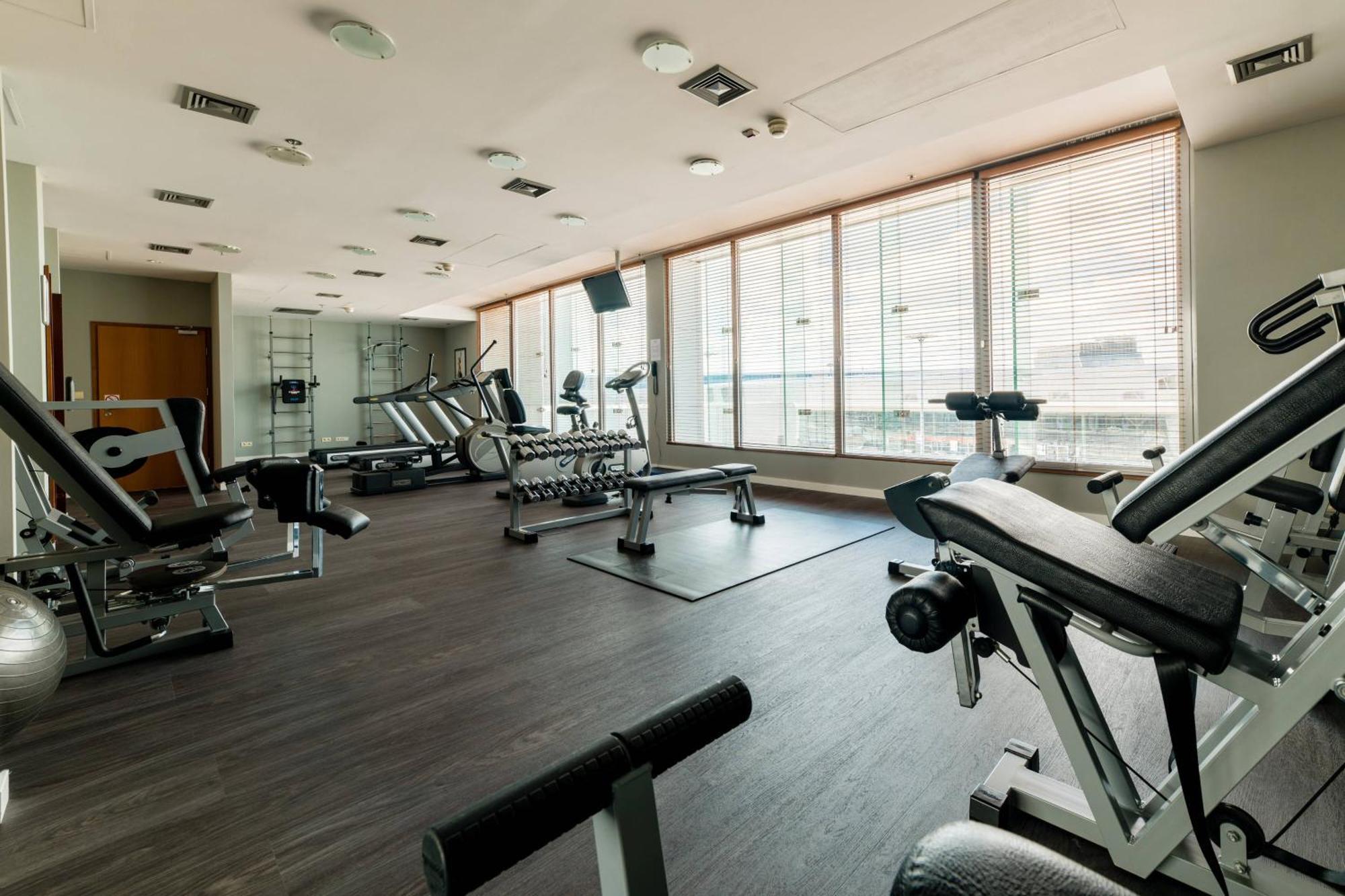 Courtyard By Marriott Airport 4* Warsaw