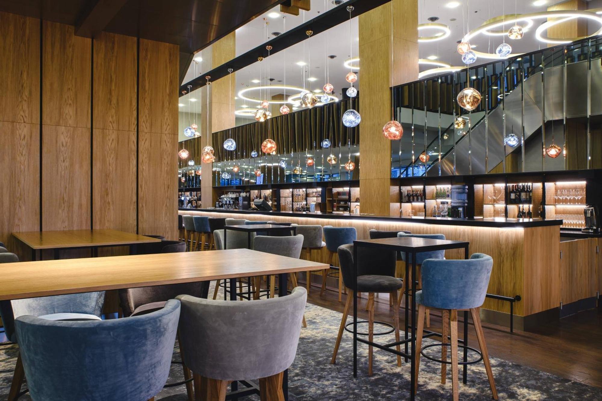 Courtyard By Marriott Airport 4* Warsaw