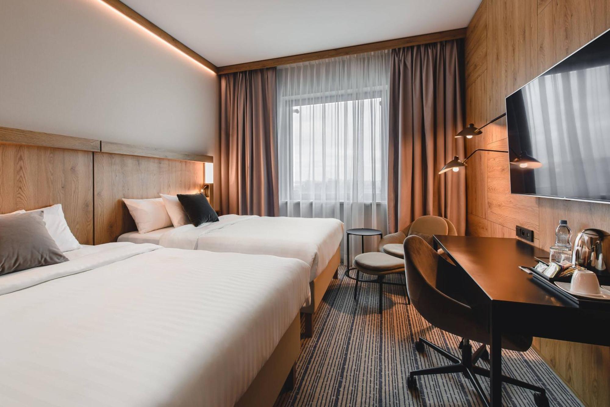 Hotel Courtyard By Marriott Airport Warsaw