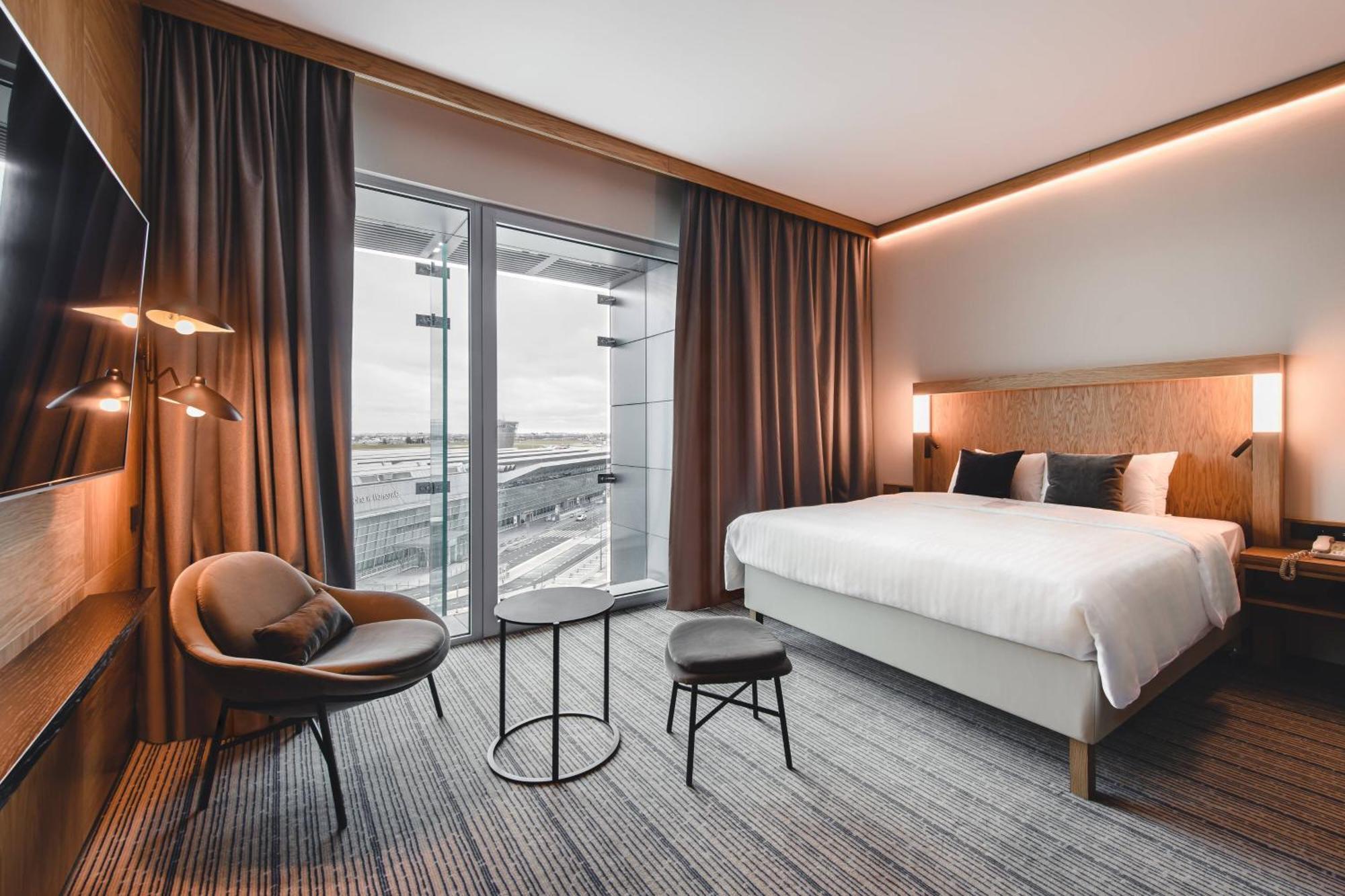 Hotel Courtyard By Marriott Airport Warsaw