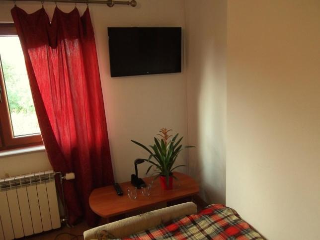 Dworek W Zieleni Homestay