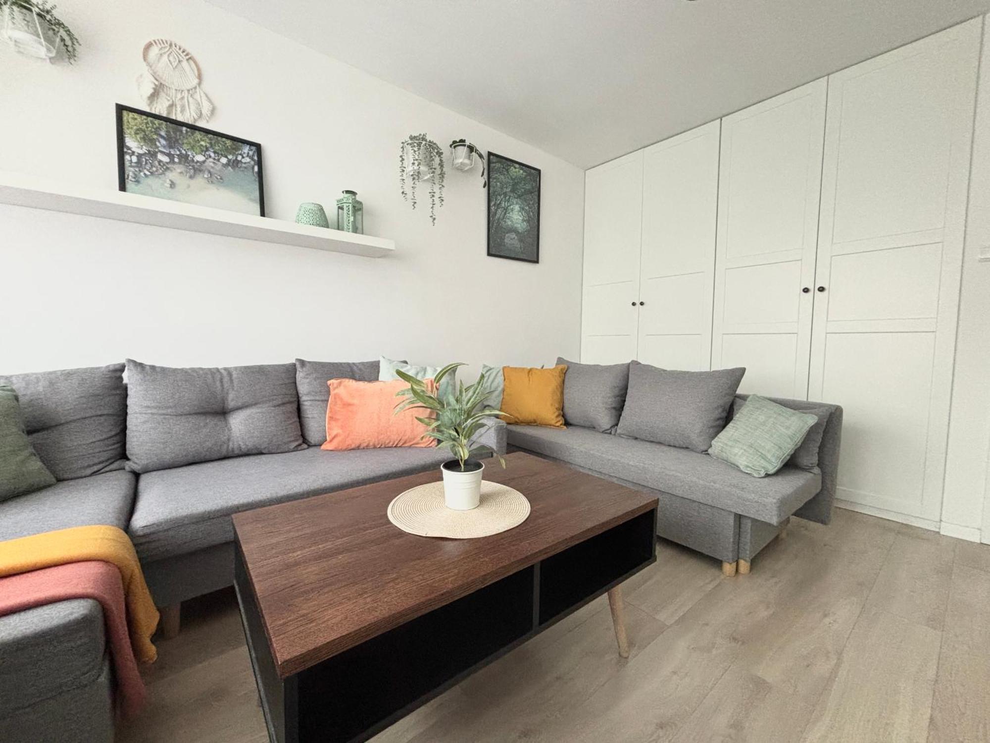 Superapart Walerego Sławka 3 *