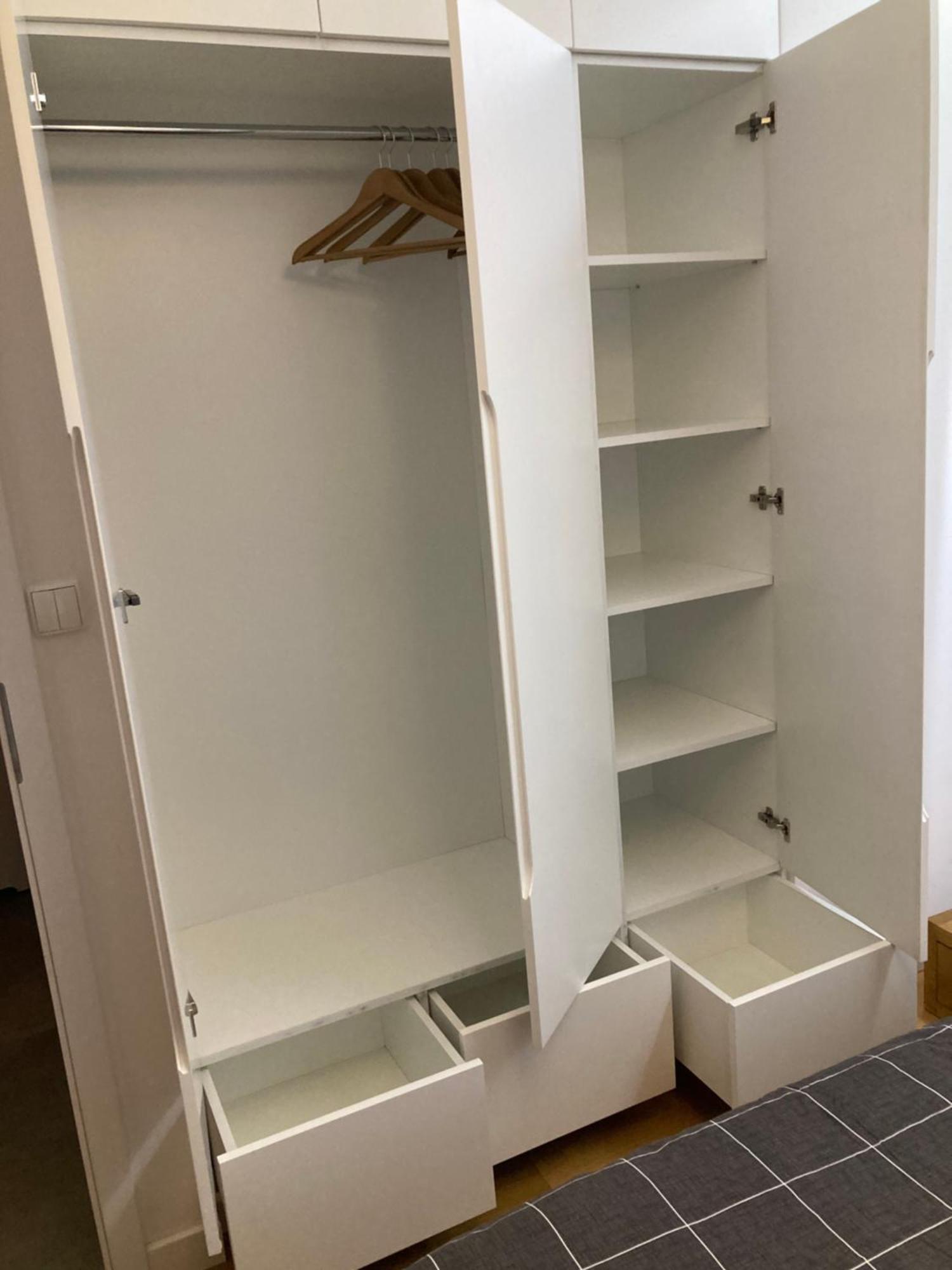 Apartment Gieldowa 4 Business Stock Warschau
