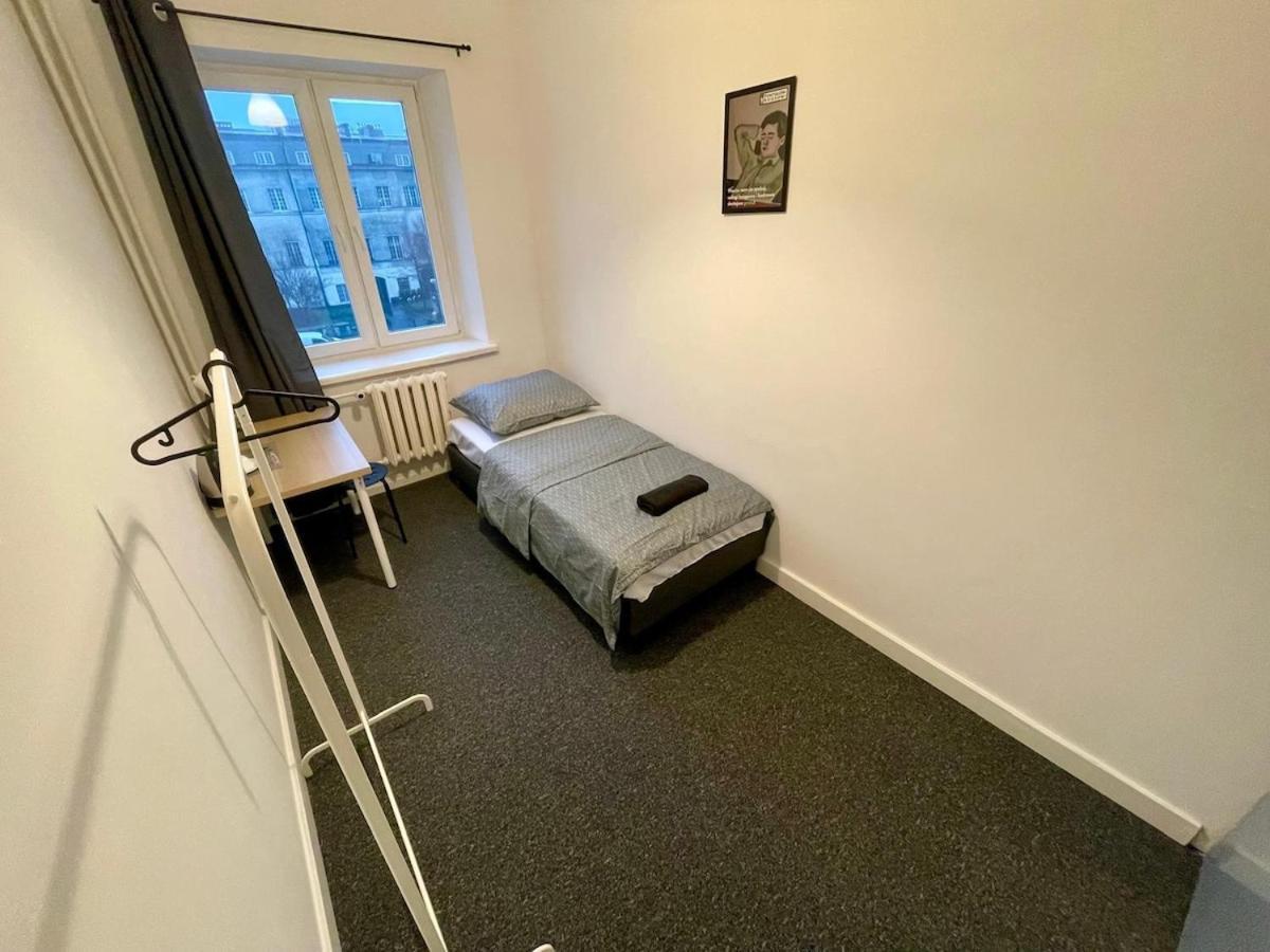 Fantastic Waw - Ch5 C207 Apartment