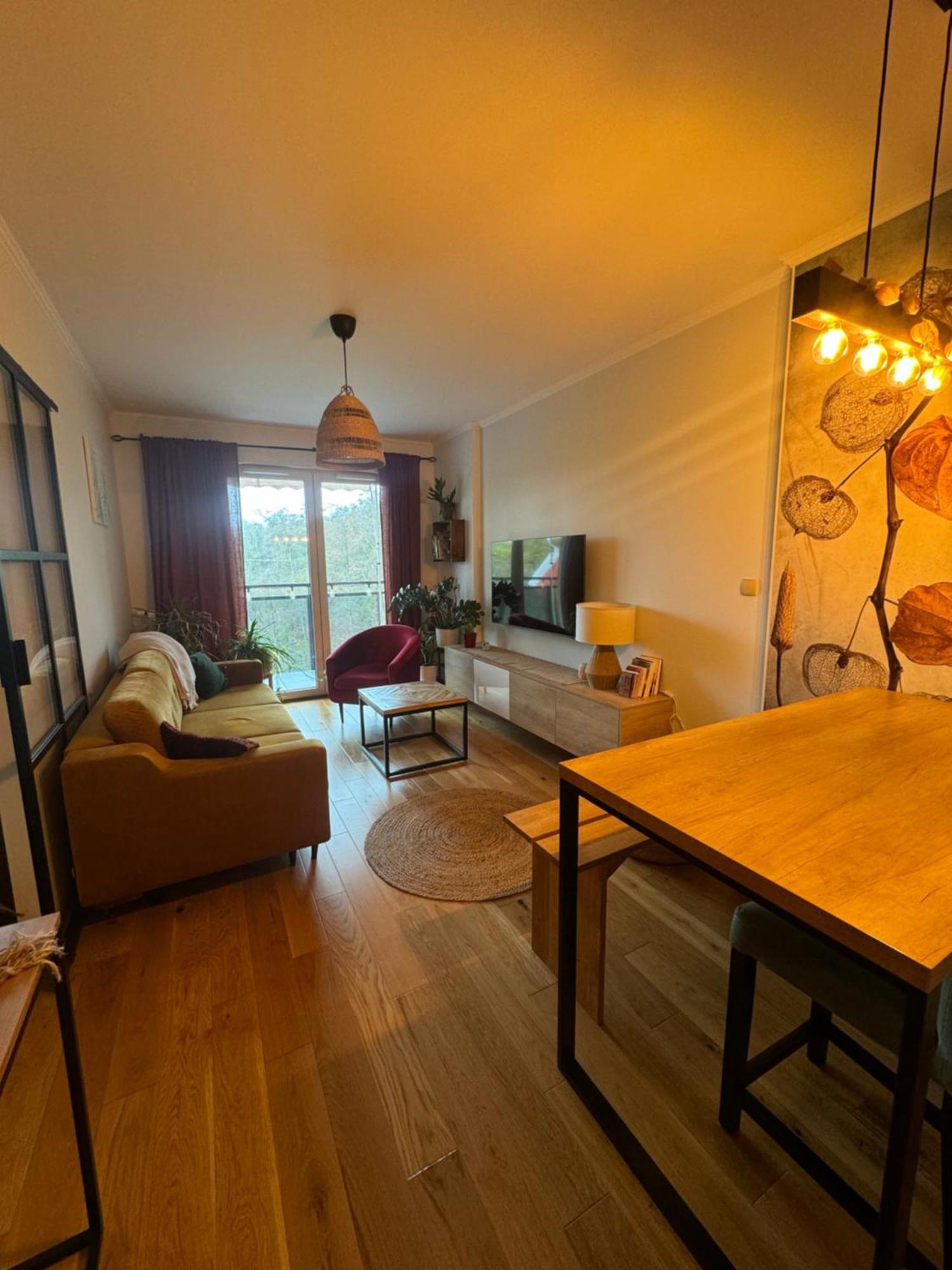 Apartment Przytulne Mieszkanko Przy Lesie Na Wawrze Warsaw