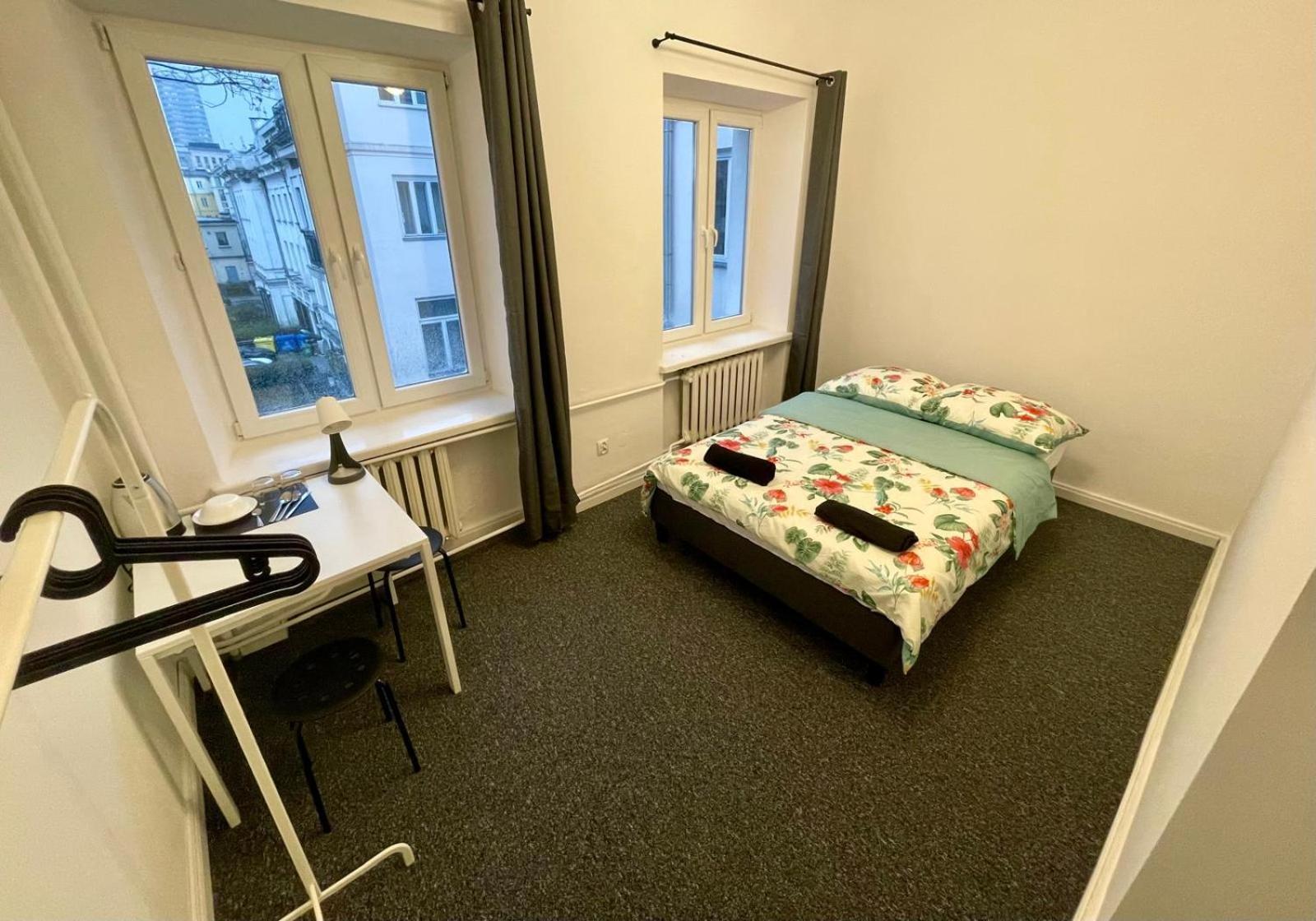 Fantastic Waw - Ch5 C206 Apartment