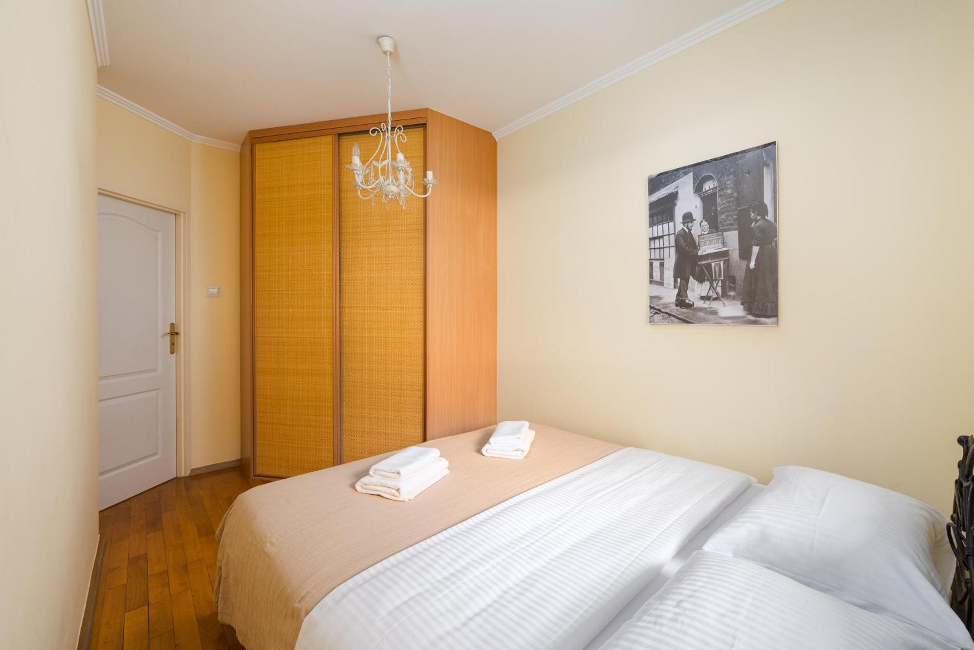 Apartment Aluzyjna Urban Escape Warsaw