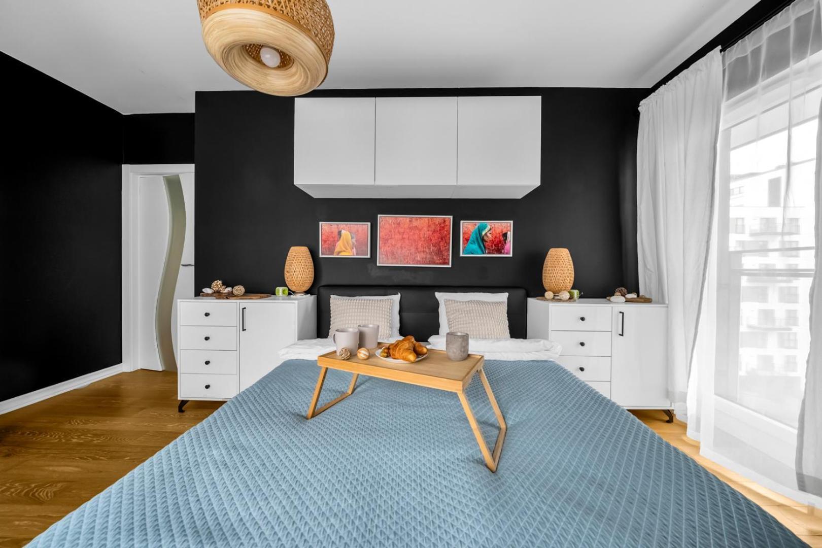 Apartment Wilanowska Prestige - 80m2, Parking & Balcony - By Rentujemy *