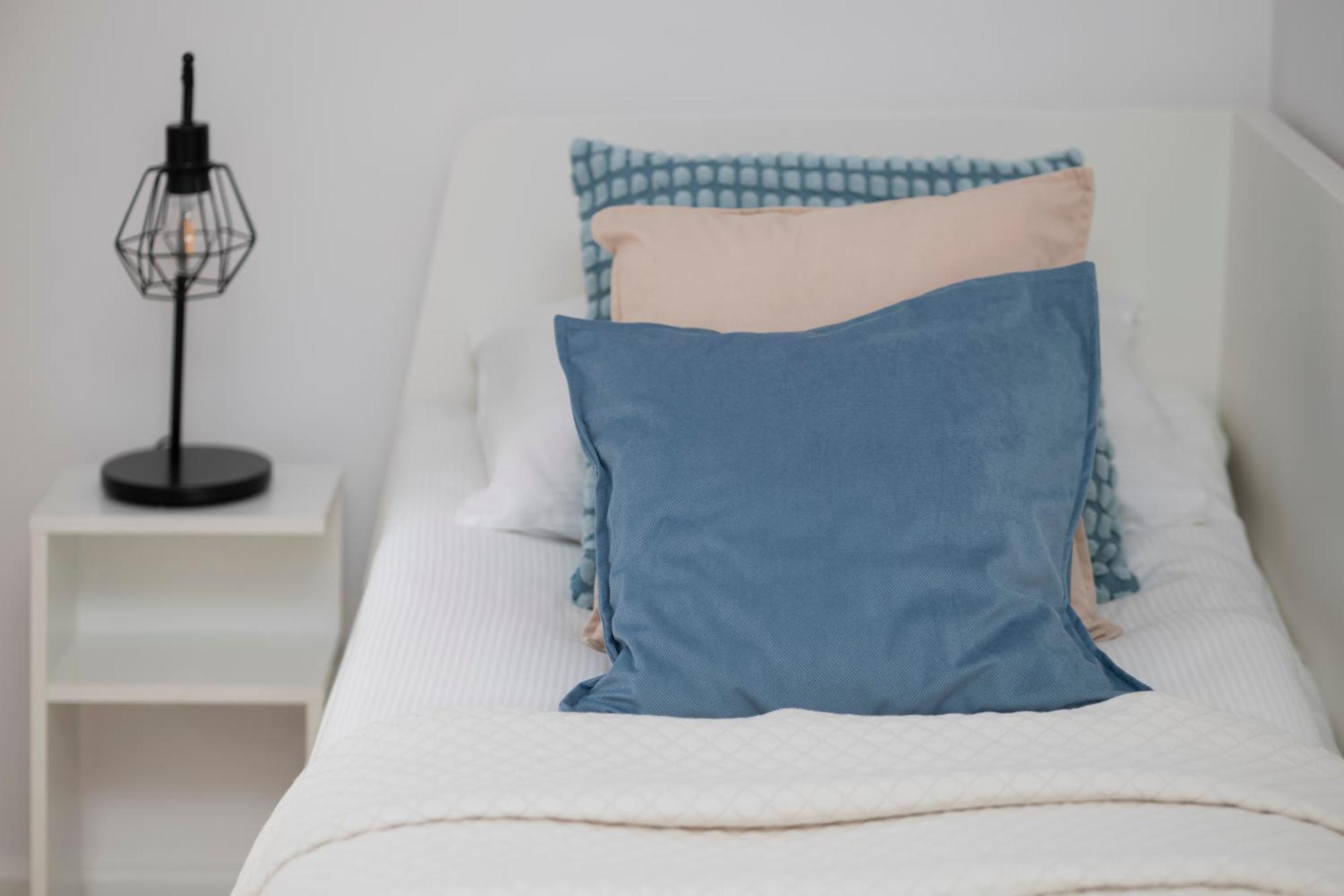 Apartment Comfortable With Two Bedrooms & Parking By Renters Warsaw