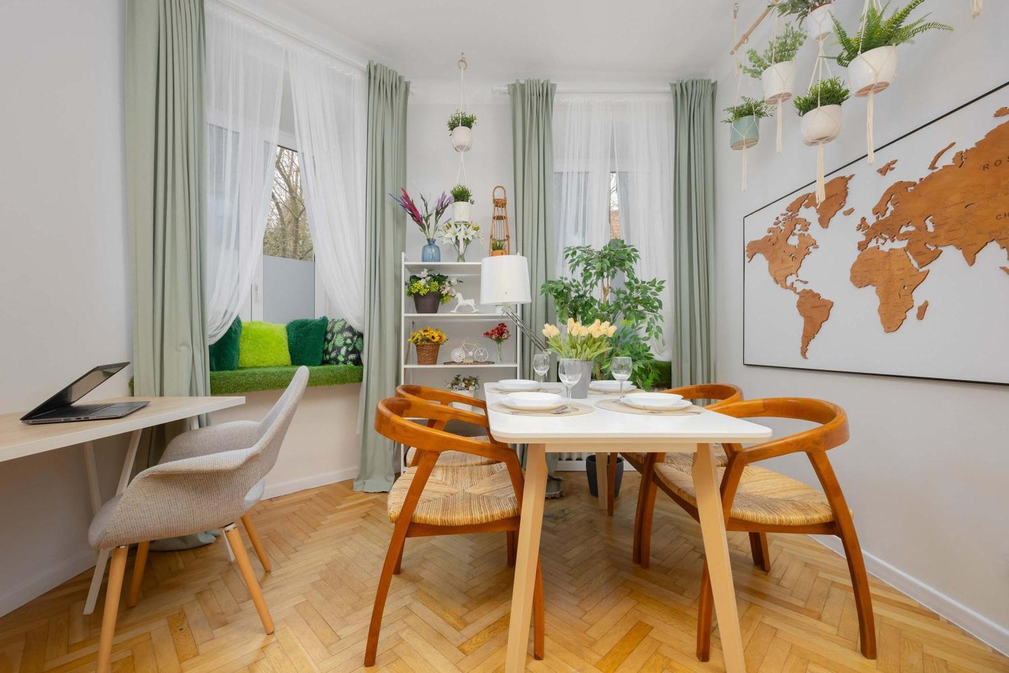 Piekny Jasny Z Sypialnia I Biurkiem By Renters * Warsaw