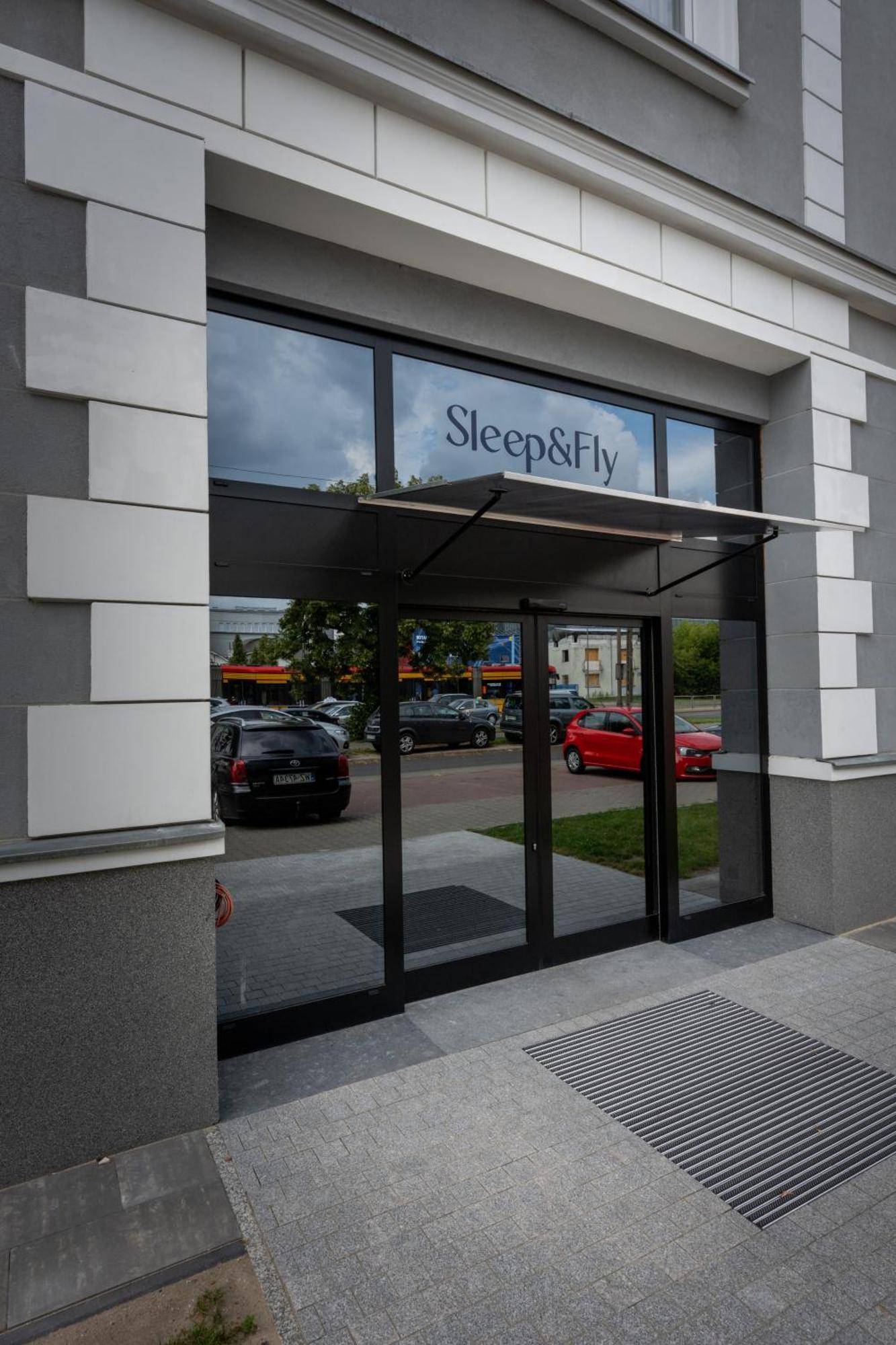 Sleep&fly Okecie Airport Bed & Breakfast Warsaw
