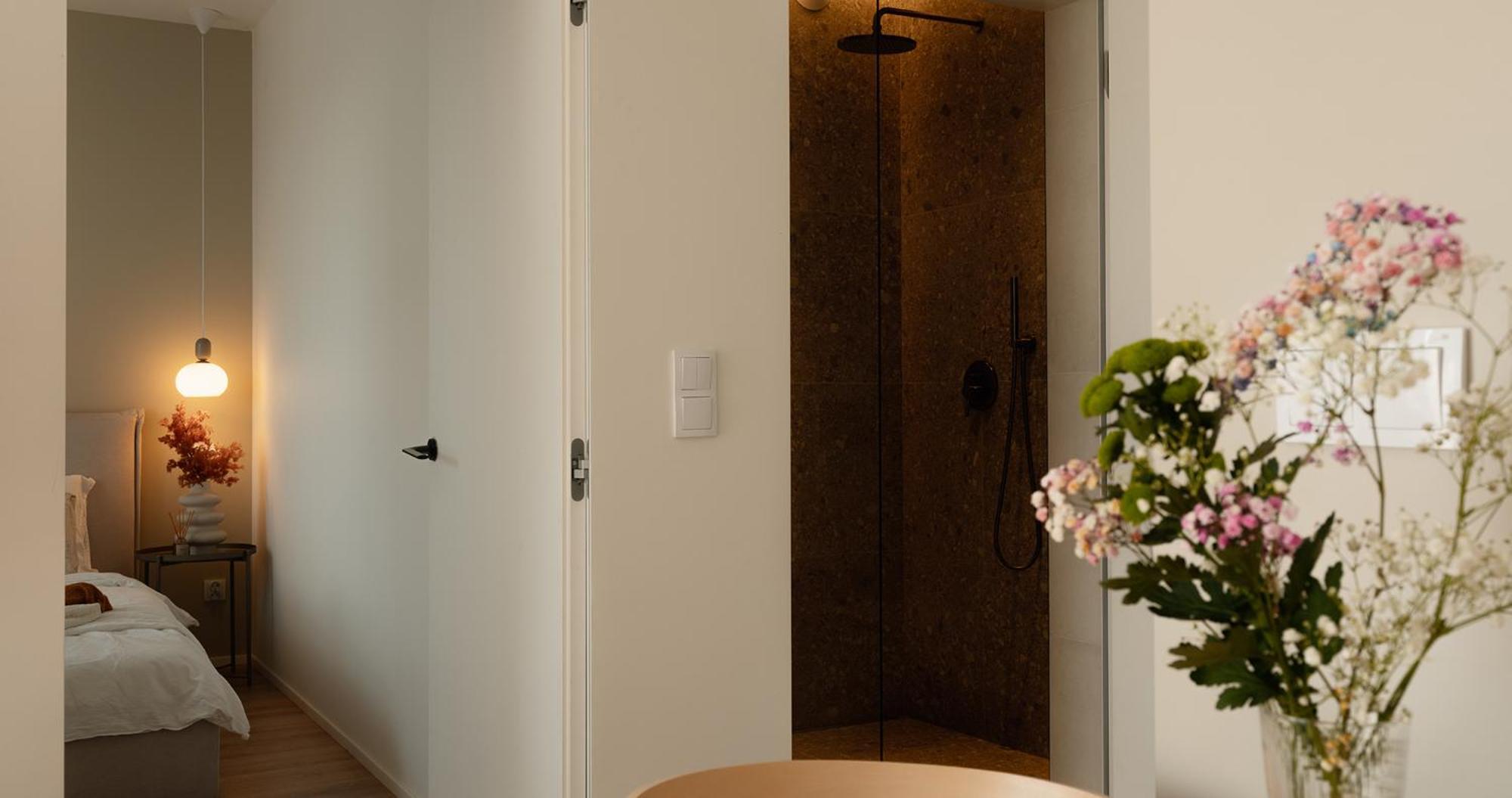 Cozy In Japandi Style With Parking Modlinska Zeran, Apartment Warsaw