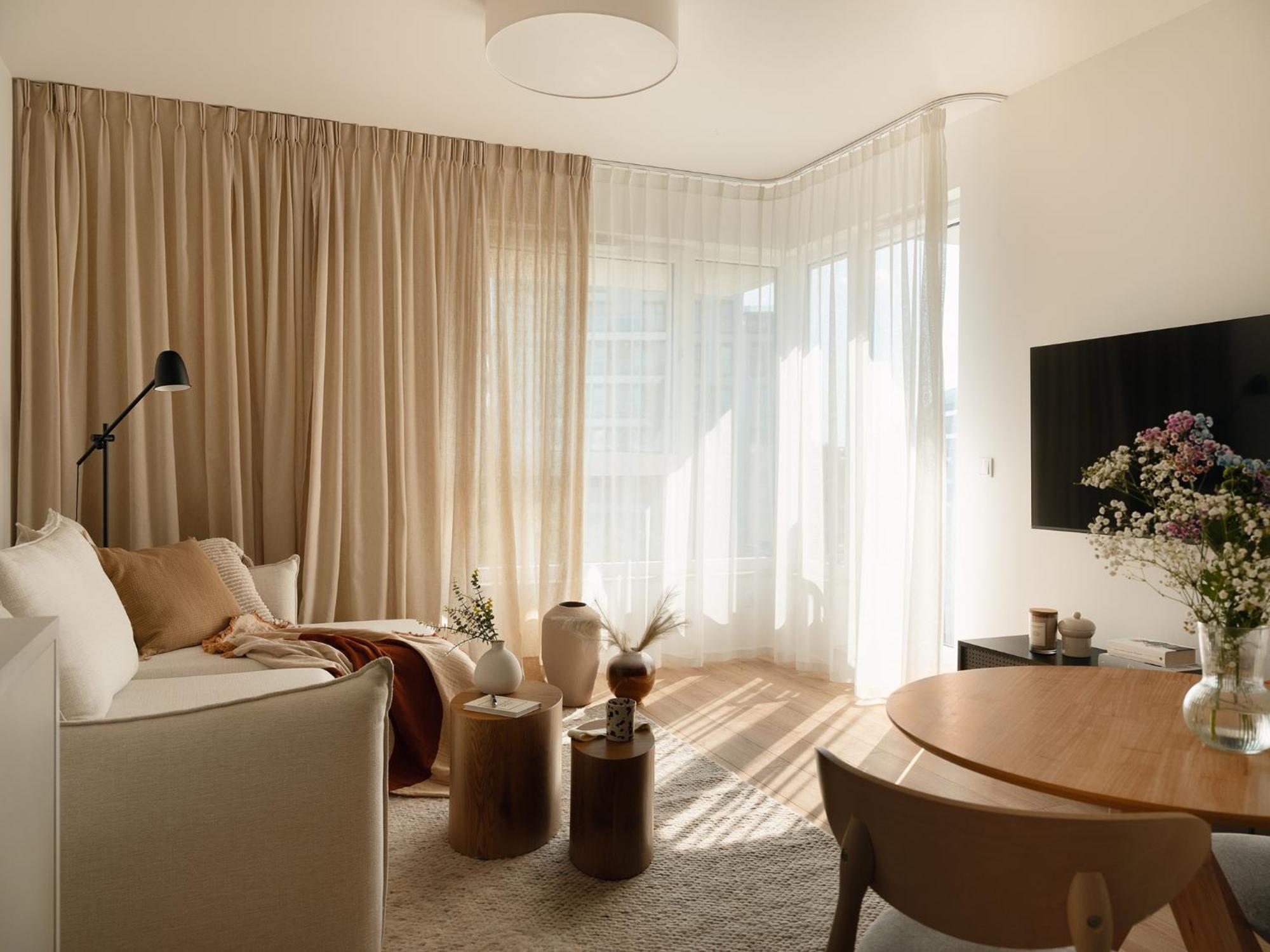 Cozy In Japandi Style With Parking Modlinska Zeran, *