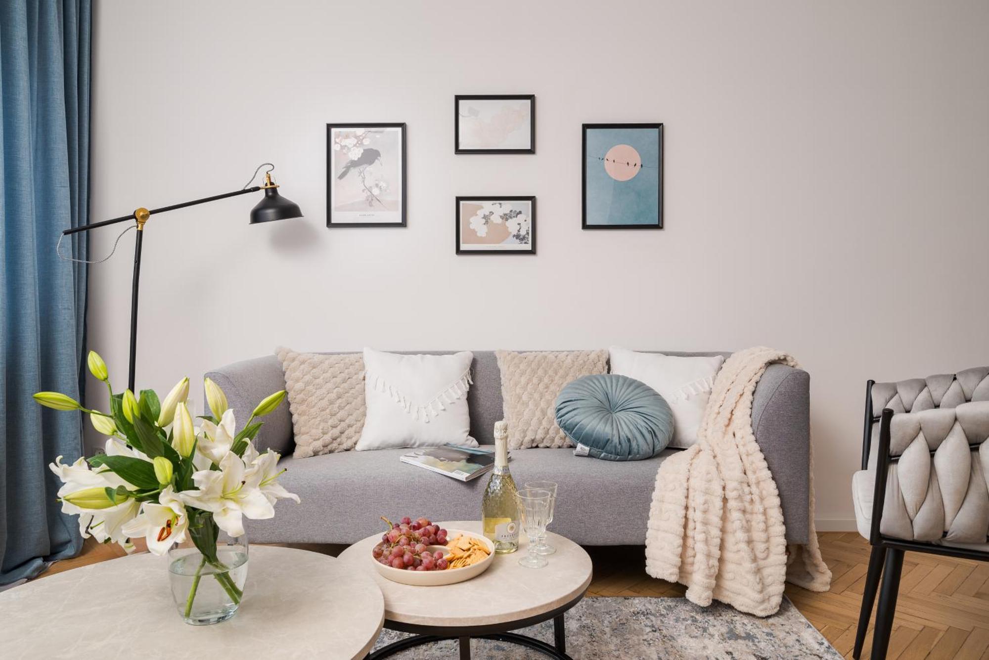 Apartment Pulawska Mokotow 2-bedroom & Living Room, Balcony & Free Parking On Site