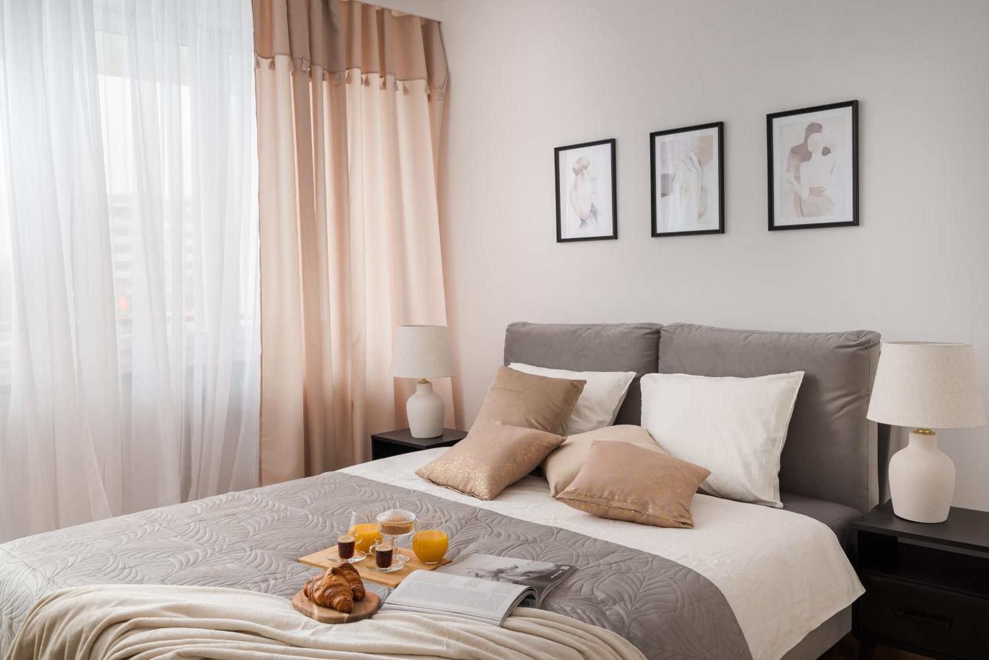 Apartment Pulawska Mokotow 2-bedroom & Living Room, Balcony & Free Parking On Site Warsaw