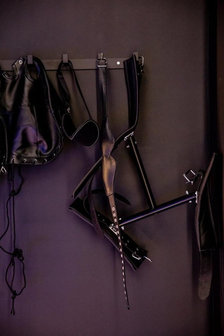 Apartment No Limits House - Bdsm Glamour Warsaw