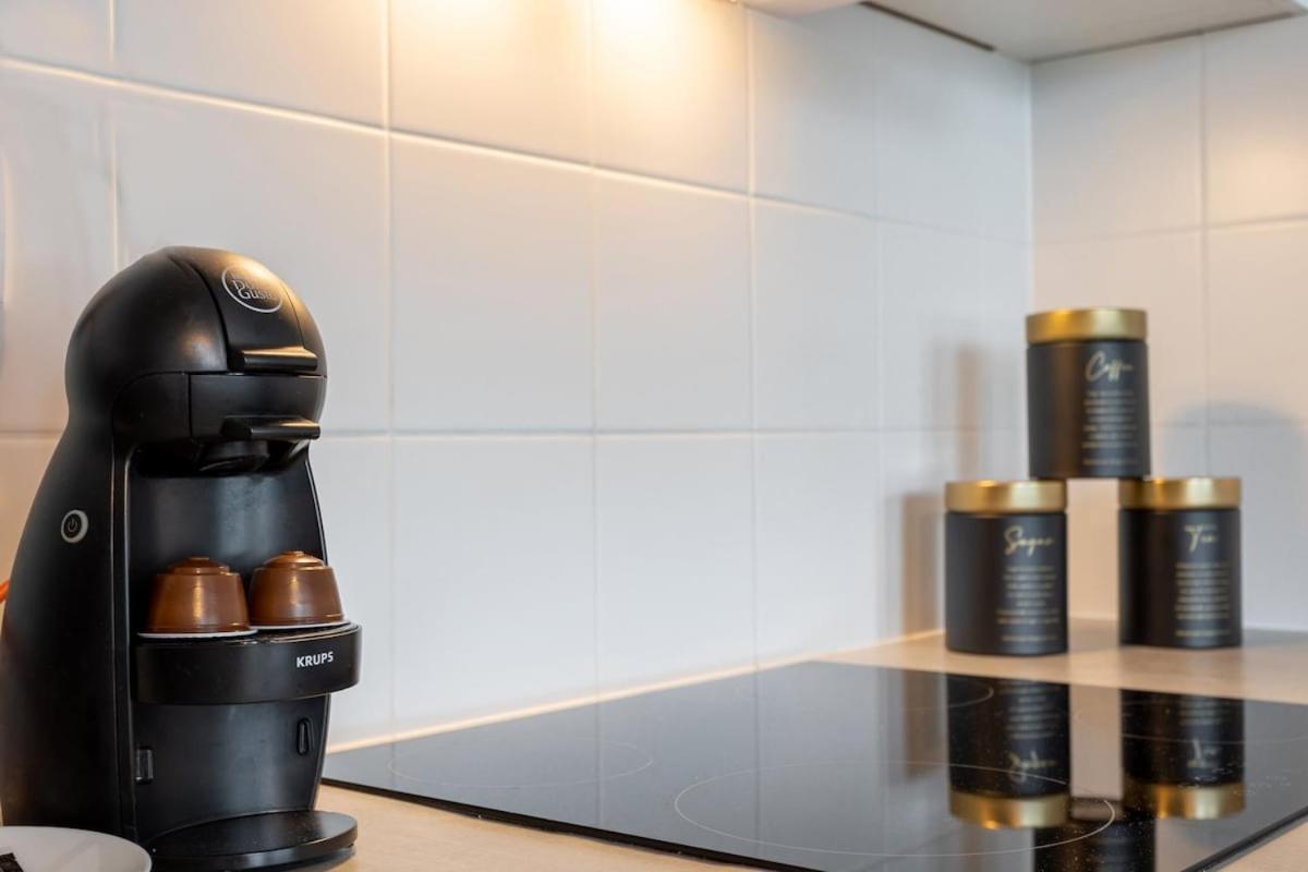 Urban Chic - Rondo Onz - Luxury - 2 Bedrooms - Pereca Street Warsaw