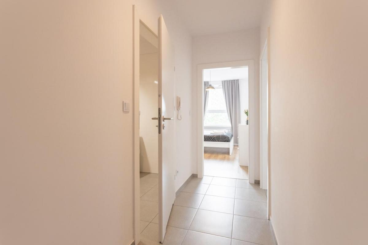 Urban Chic - Rondo Onz - Luxury - 2 Bedrooms - Pereca Street * Warsaw