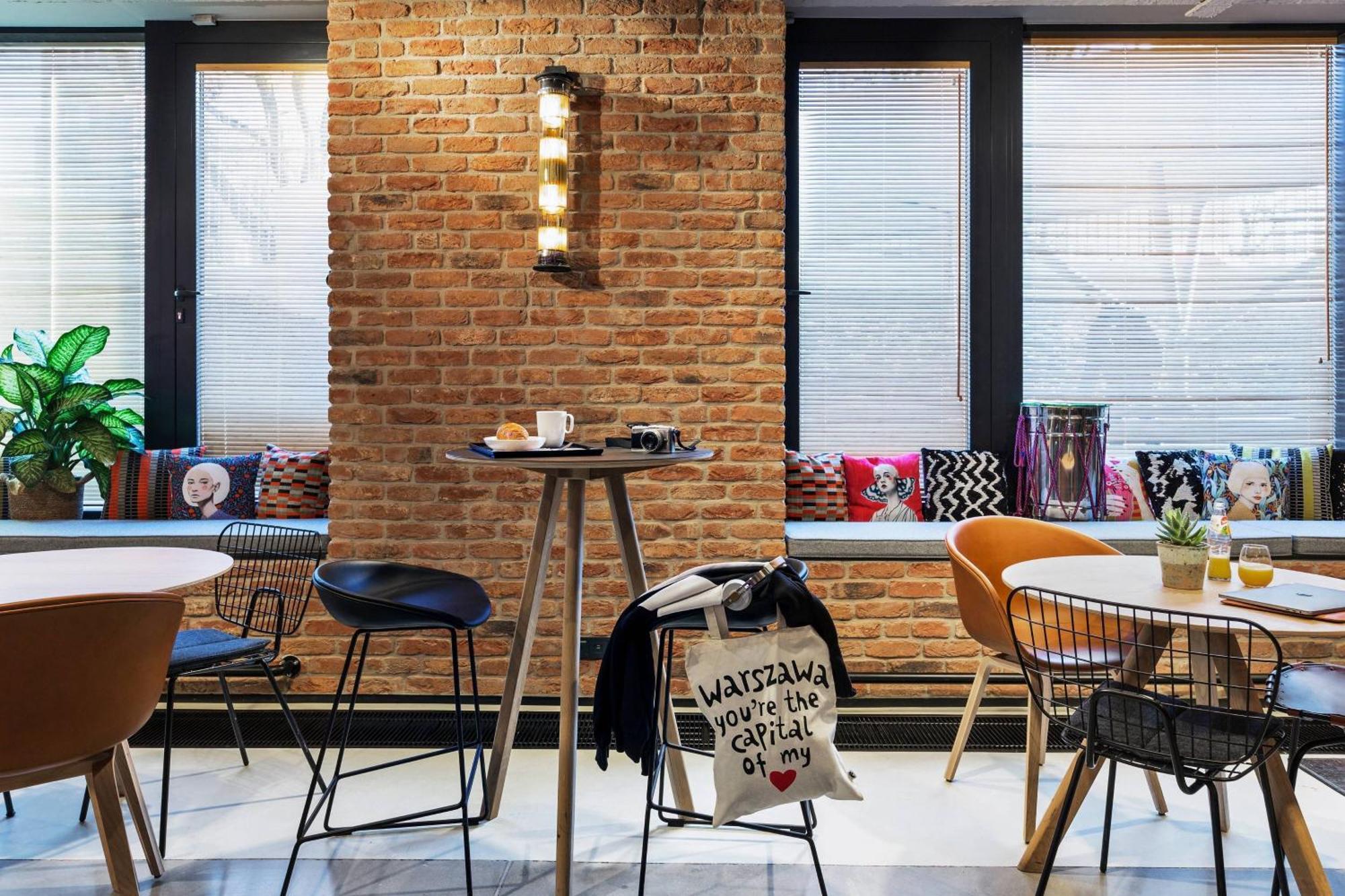 Moxy Praga Hotel