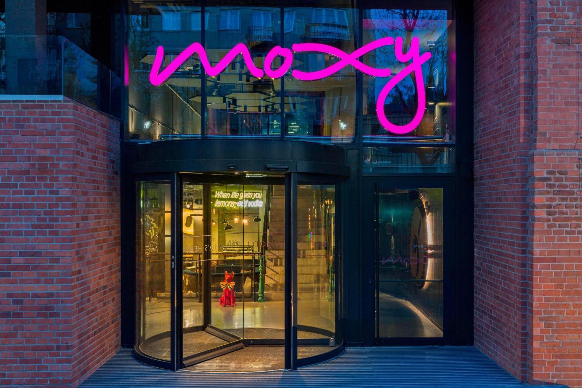 Moxy Praga 3*
