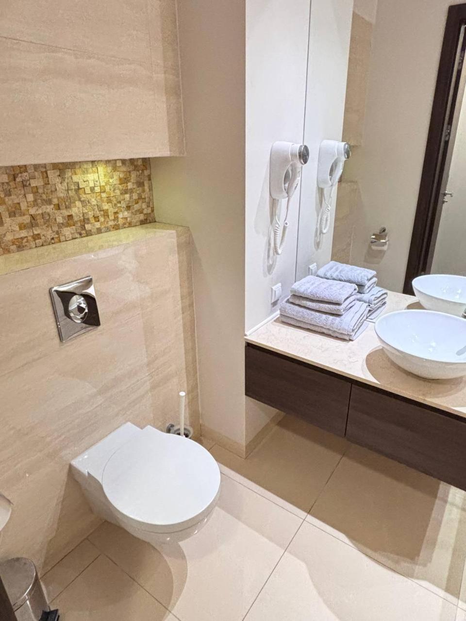 Platinum Towers, 50m2 Next To Breweries * Warsaw