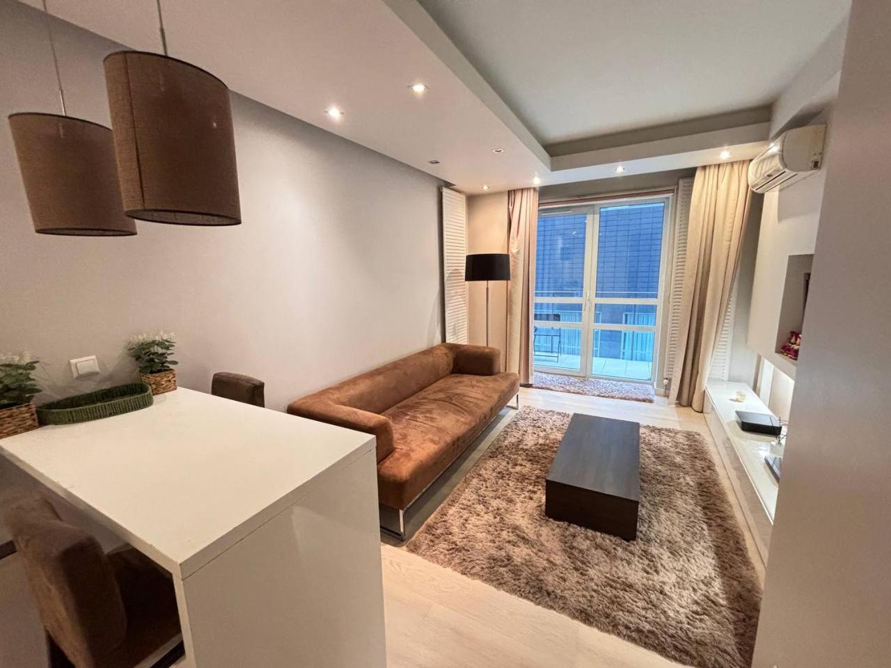 Platinum Towers, 50m2 Next To Breweries Apartment Warsaw