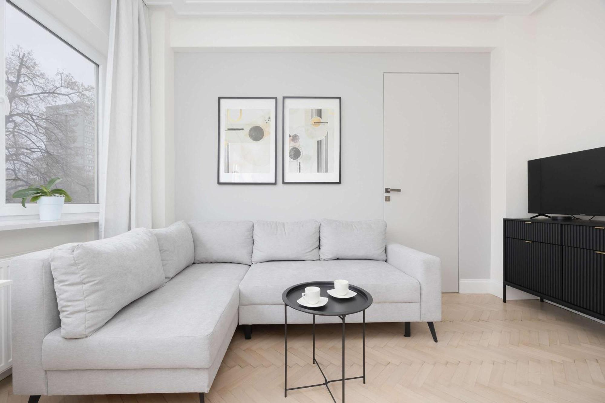 Modern With Air Conditioning In Close To Three Parks By Renters Prestige Apartment Warsaw