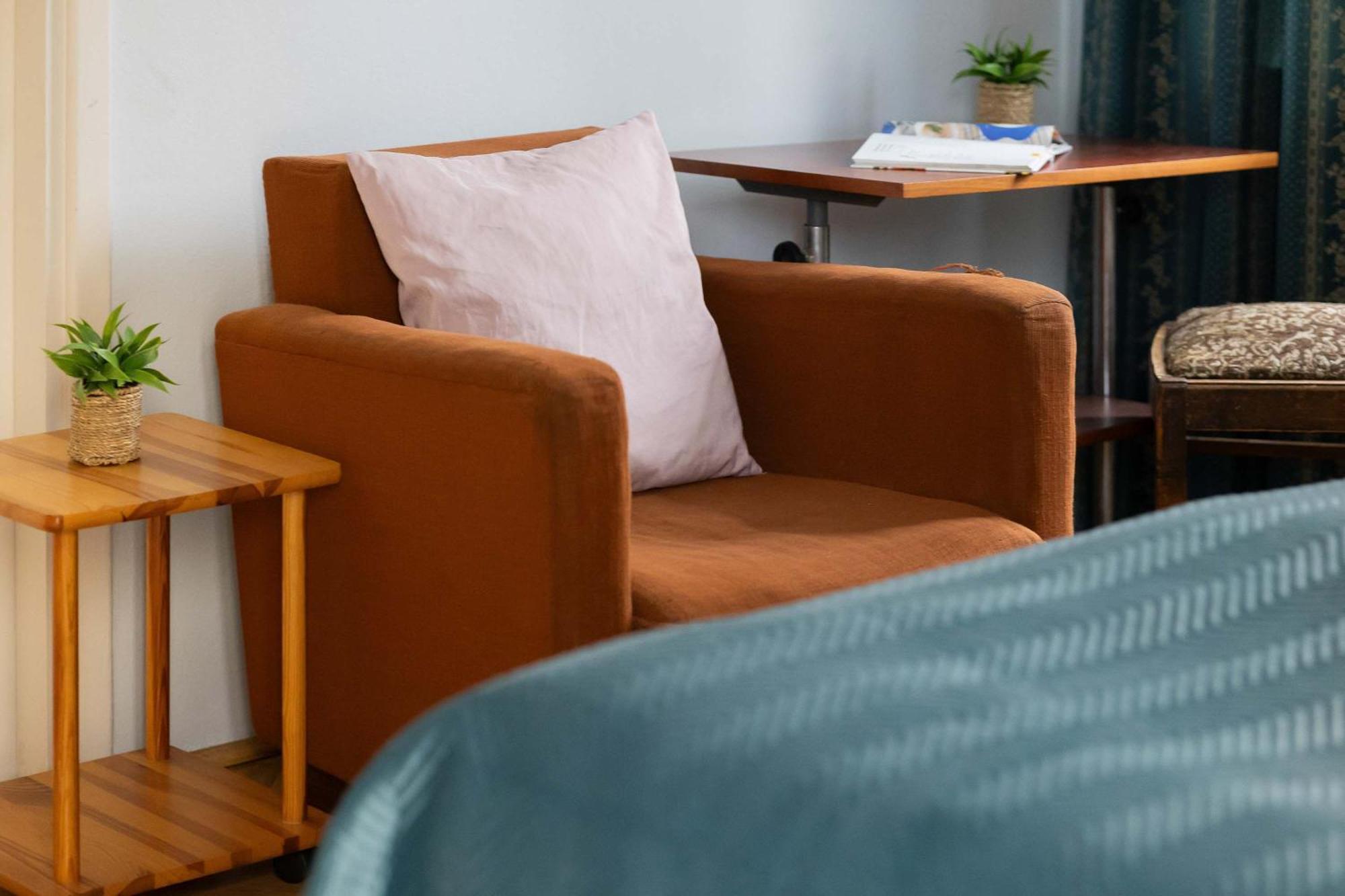 Apartament Klimatyczny Z 2 Sypialniami I Balkonem By Renters Warszawa