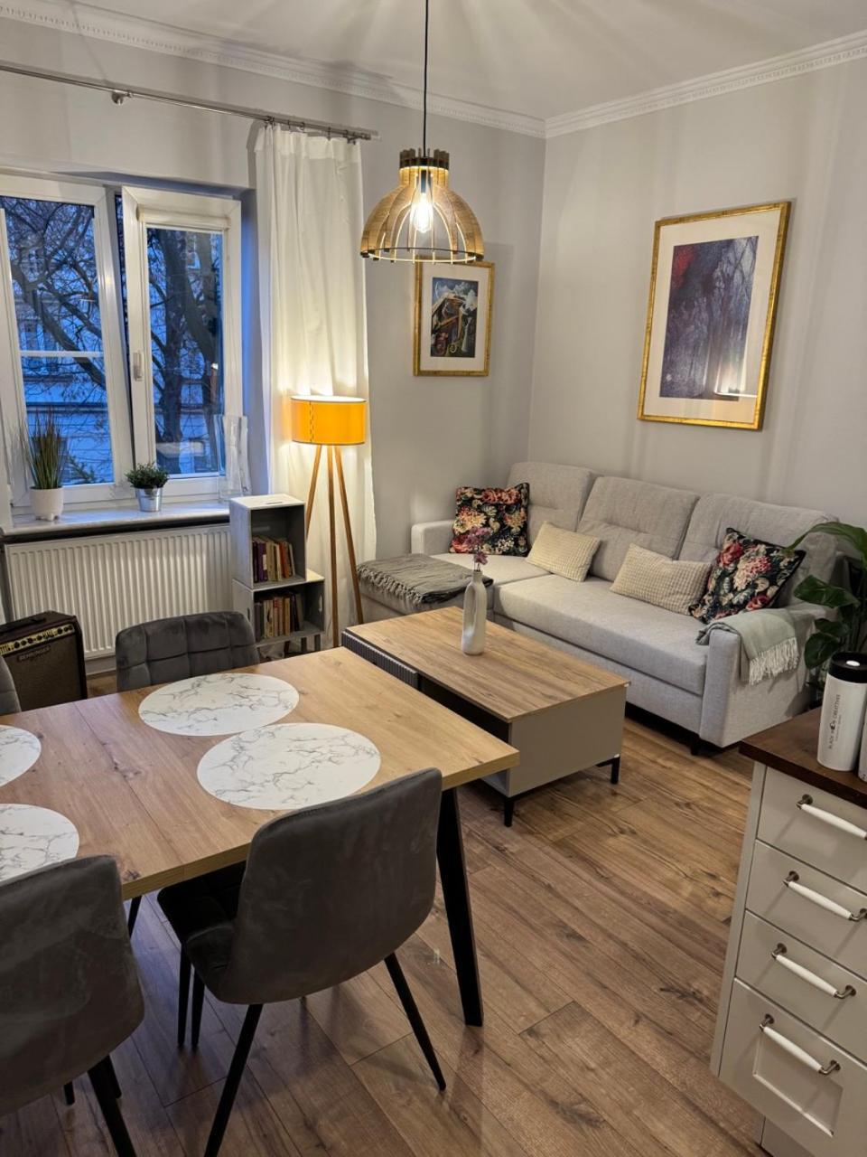 Old Town Heart Ii - New Town Square - Just Renovated! Apartment Warsaw