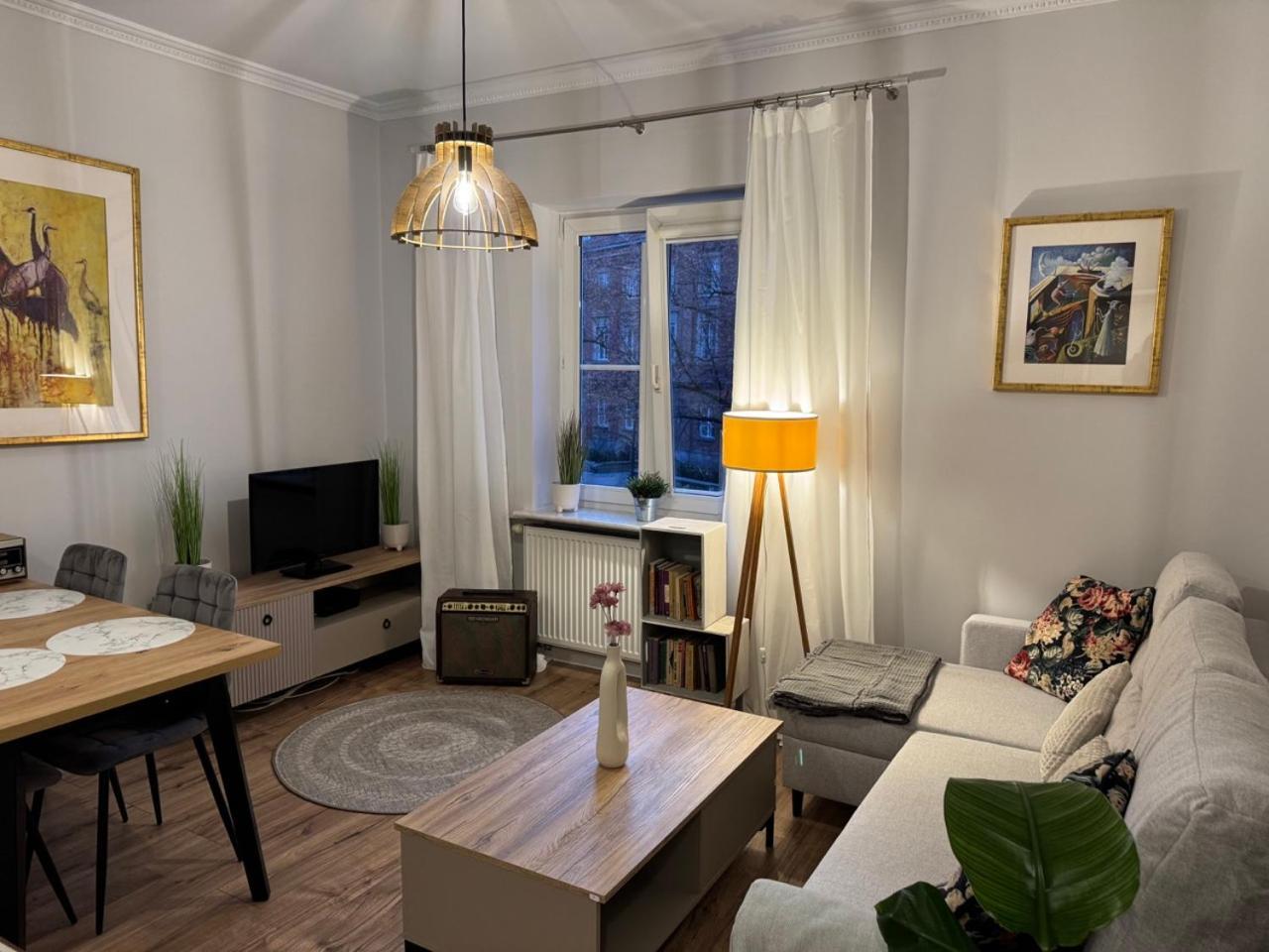 Apartment Old Town Heart Ii - New Town Square - Just Renovated!
