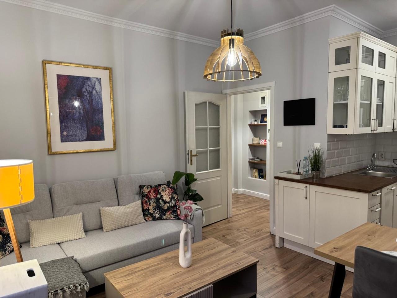 Apartment Old Town Heart Ii - New Town Square - Just Renovated! *