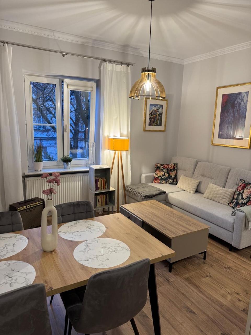 Old Town Heart Ii - New Town Square - Just Renovated! Apartment Warsaw