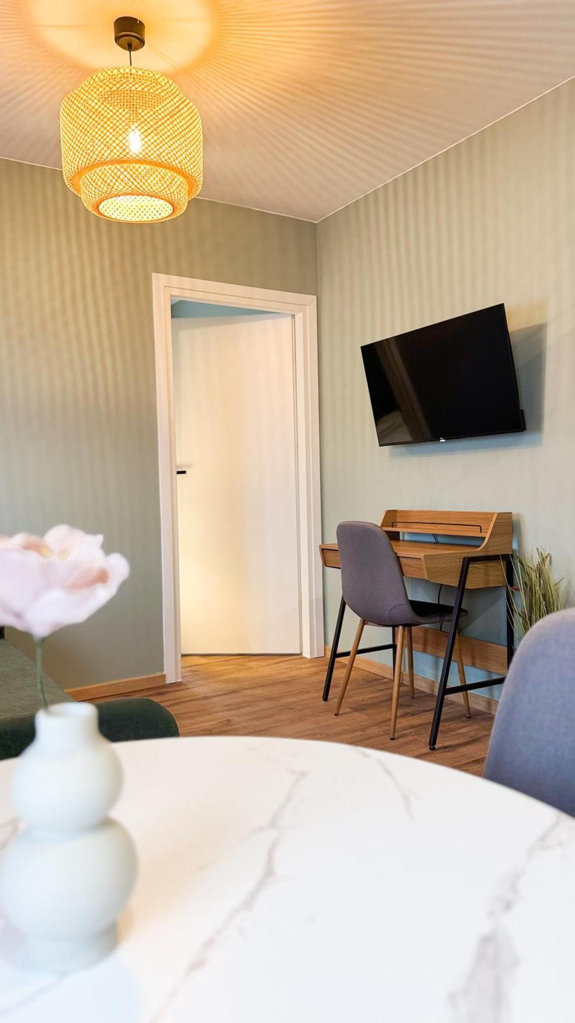 Raspberry With Balcony #self Check-in Apartamento